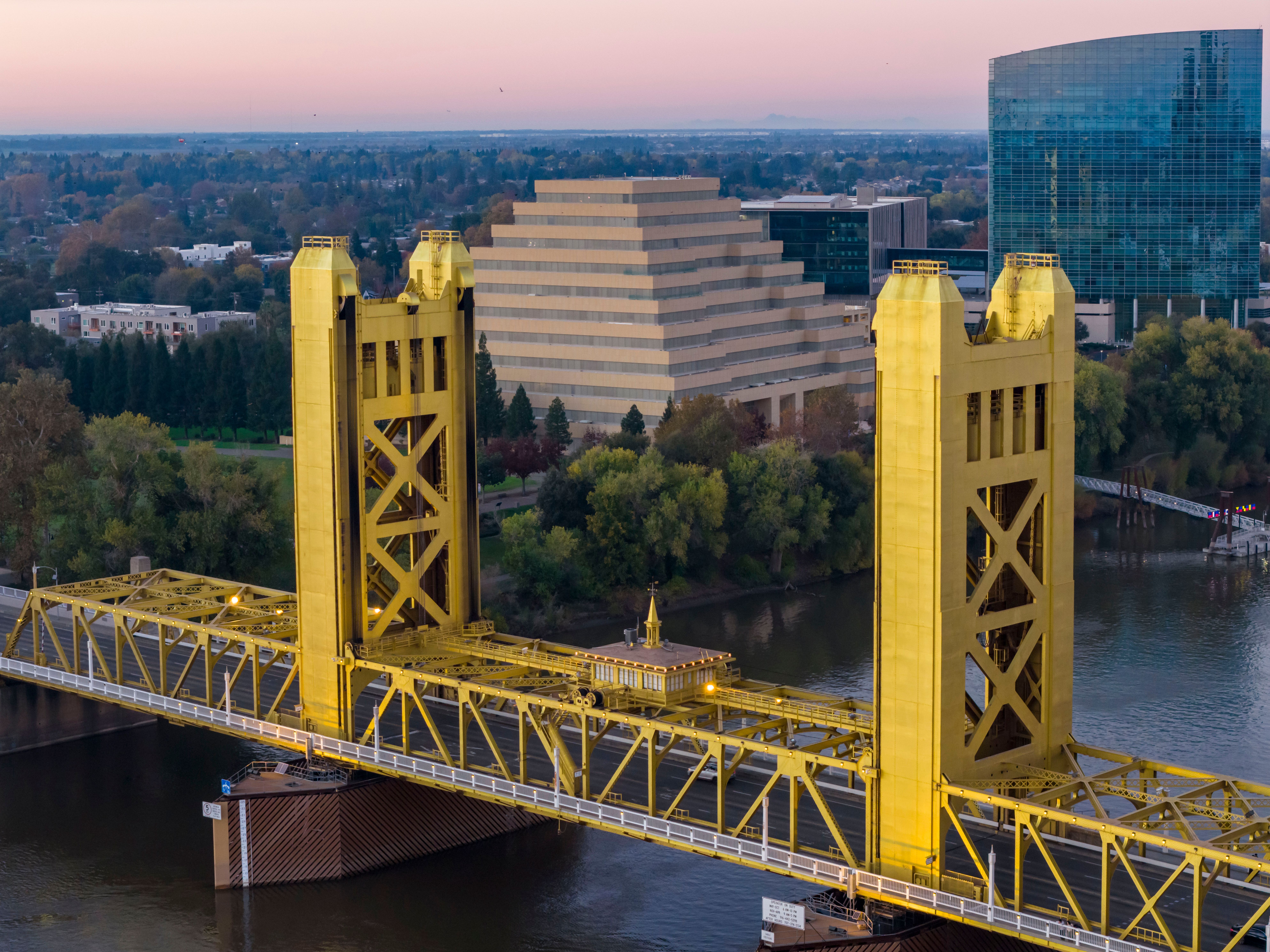 Scenic View of Sacramento's Tower Bridge at Sunset · Free Stock Photo