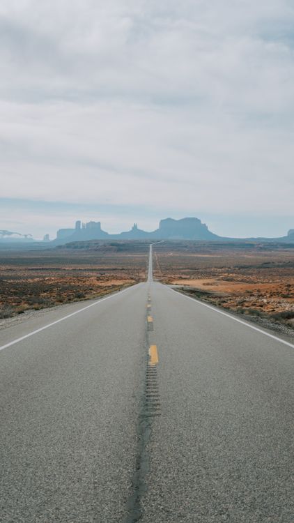Scenic Road through Arizona Desert Landscape · Free Stock Photo