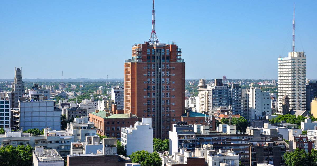 Montevideo fortalece su posicionamiento regional como centro estratégico para negocios y tecnología corporativa Montevideo fortalece su posicionamiento regional como centro estratégico para negocios y tecnología corporativa