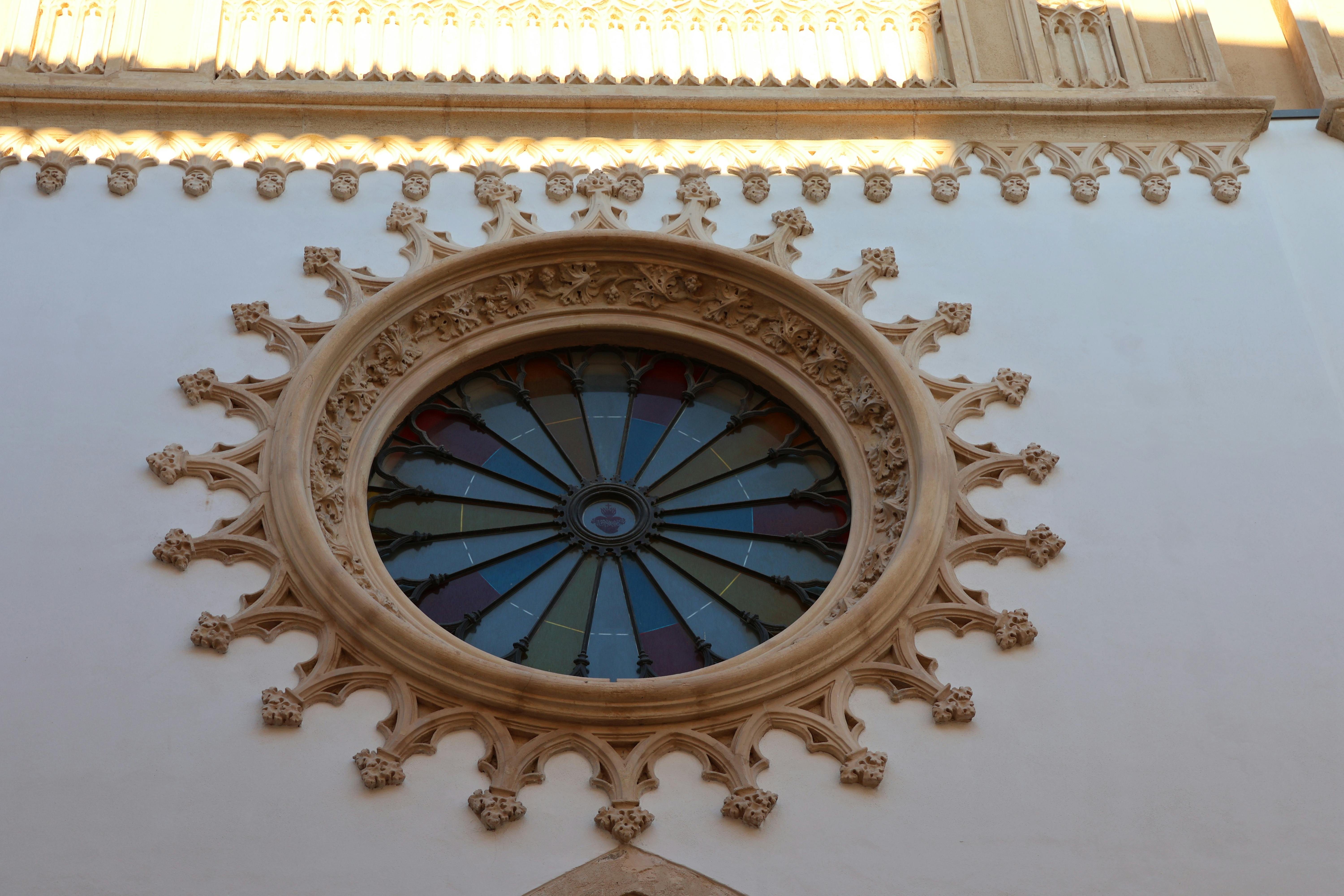 detalle de la fachada de la capilla