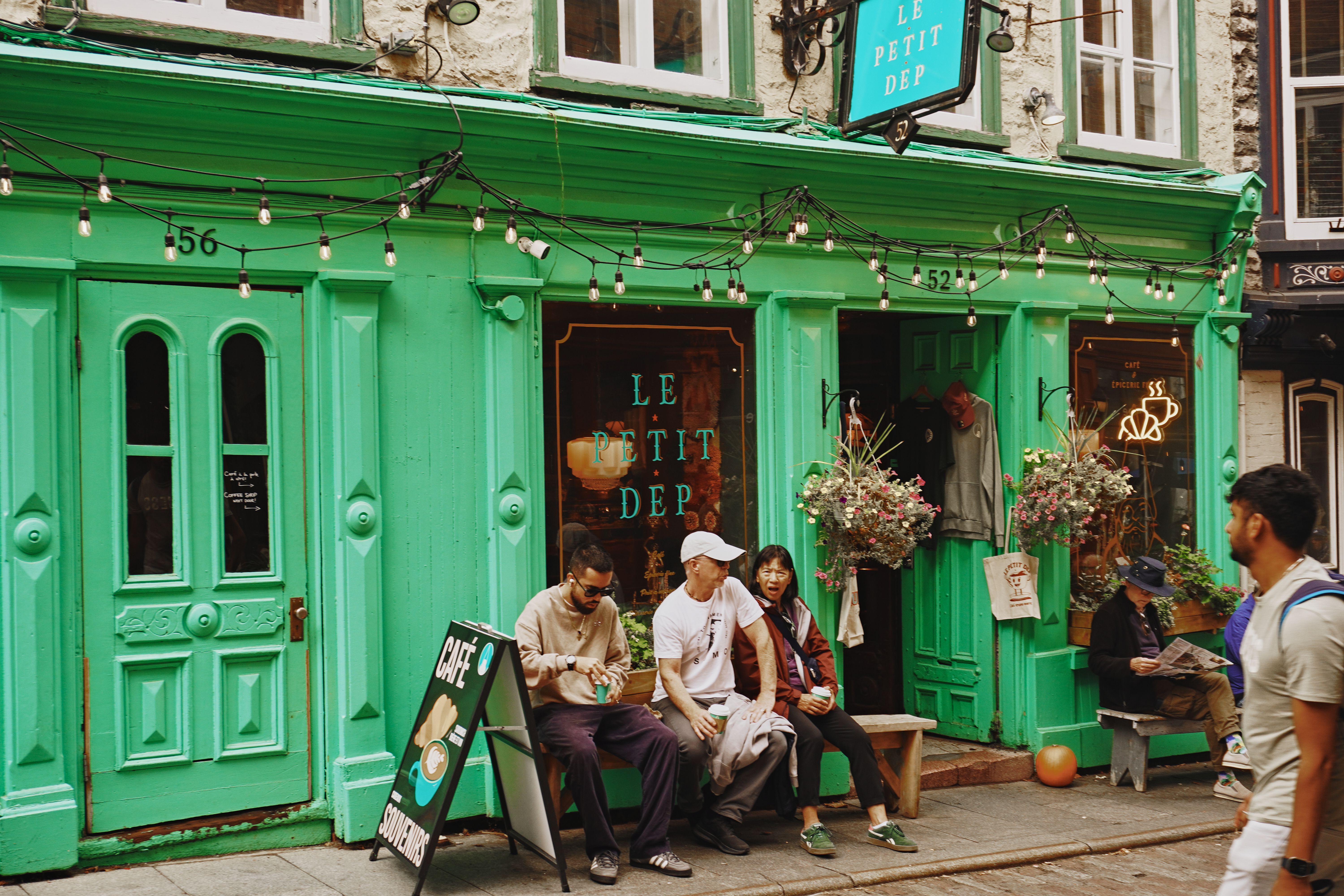 Charming Café Exterior in Old Québec City · Free Stock Photo