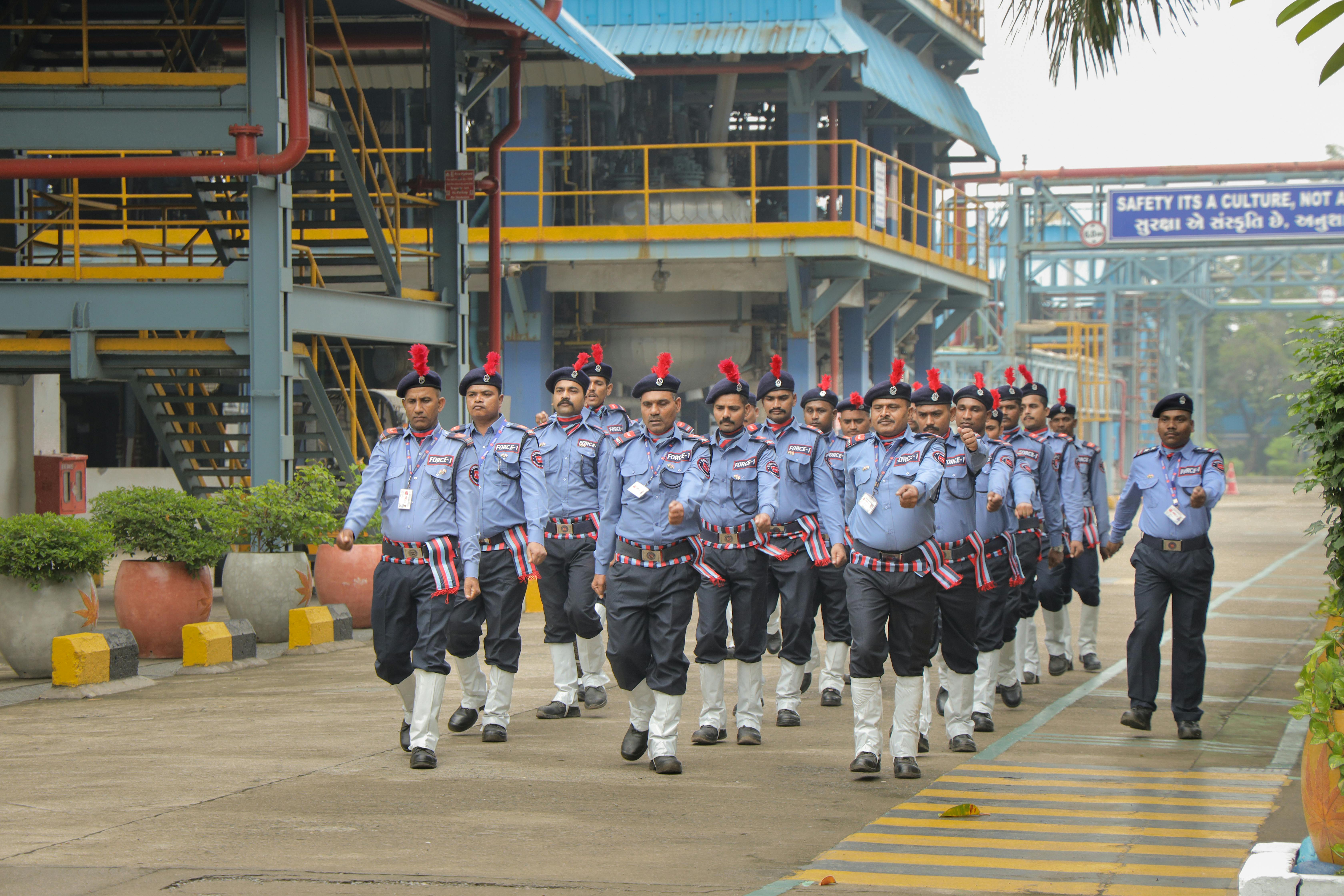中天記者林宸佑涉嫌違反國安法，國防部回應引發關注