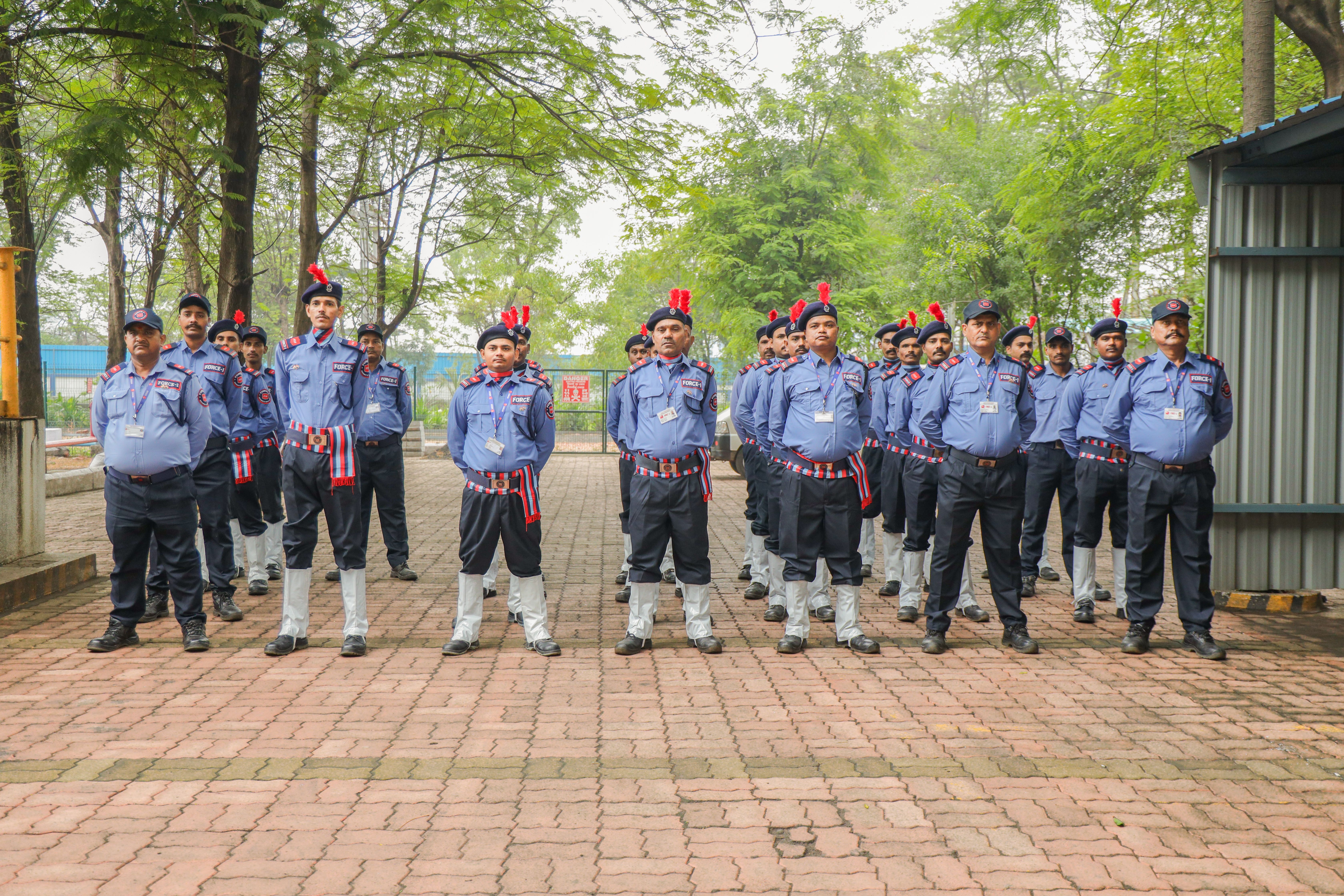 Professional Security Guard at Entrance · Free Stock Photo