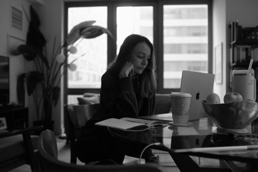 Ilustrasi Cara melihat prosesor di laptop dalam artikel teknologi