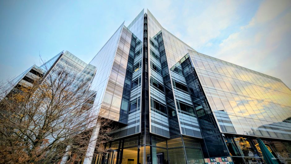 AI chipmaker Cerebras targets $115-$125 share price in US IPO, source says