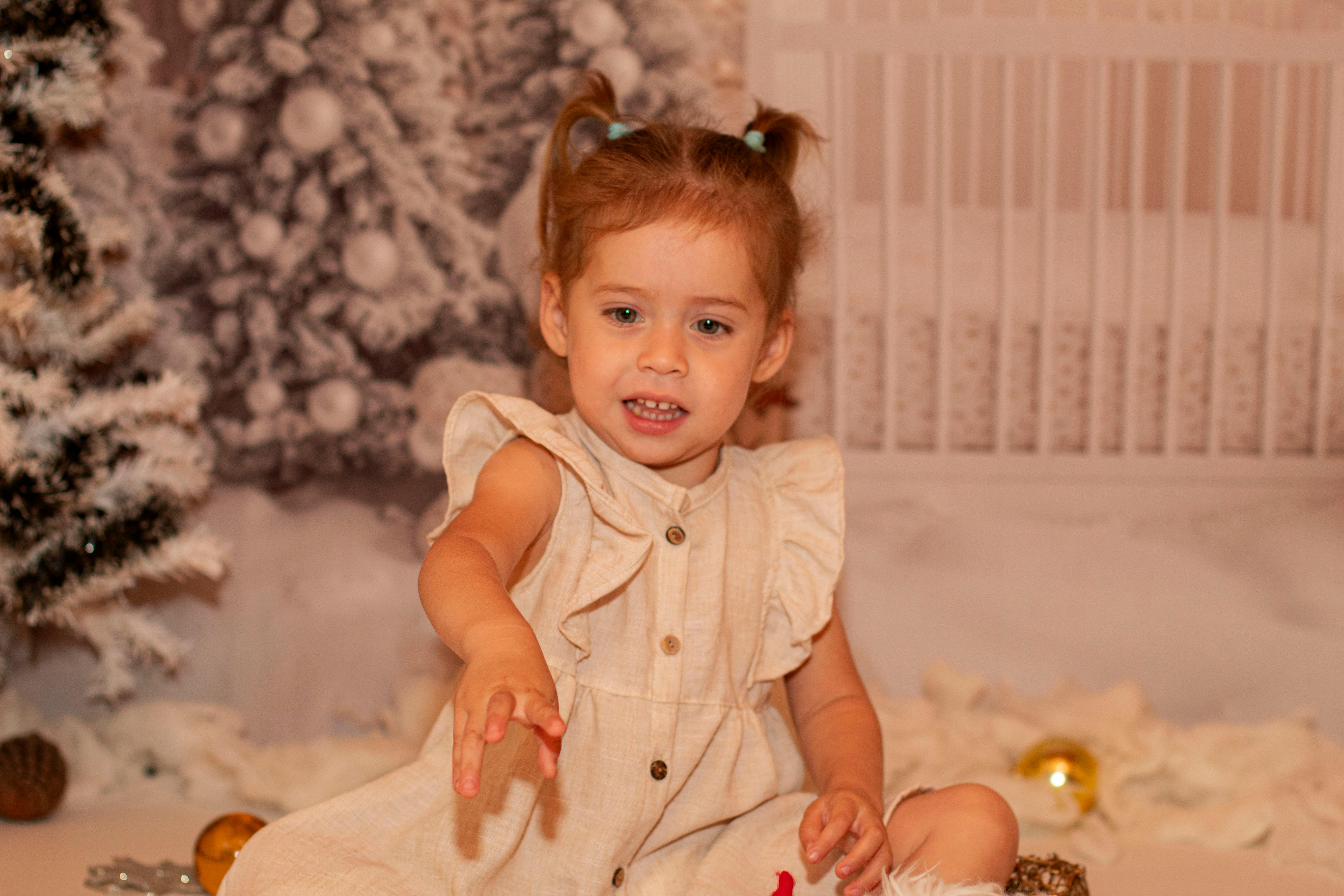 直擊Sandy深V現身世紀婚禮 帥尪讚滿意婚姻生活鬆口第三胎計劃