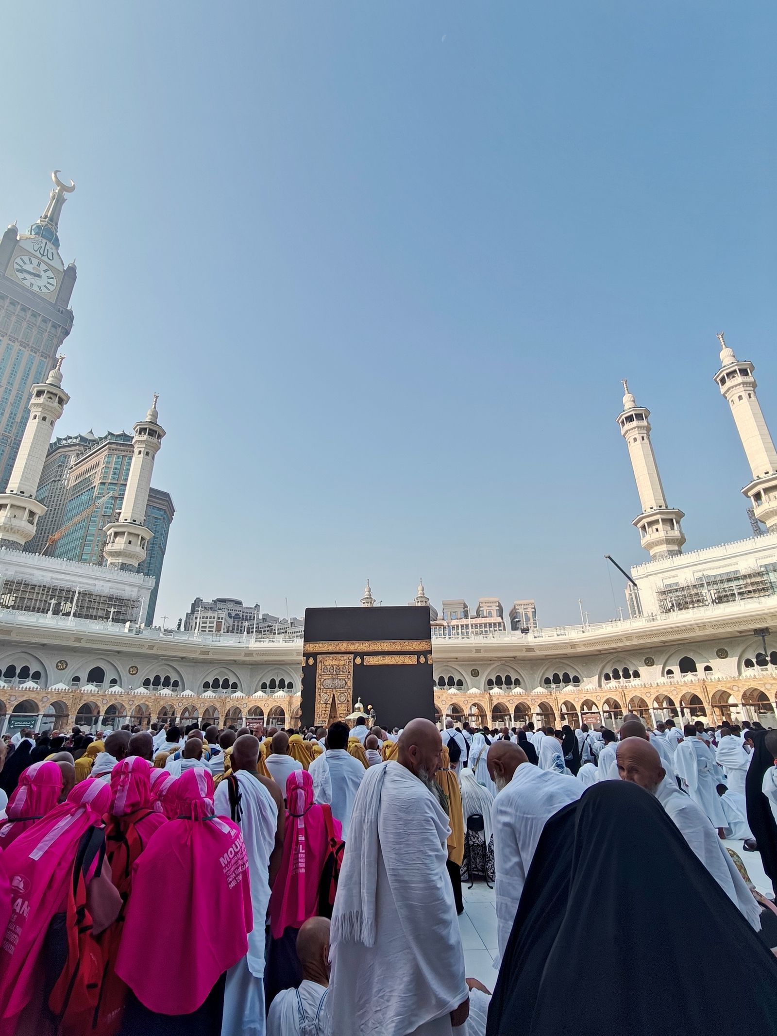 Perjalanan jamaah Amata Tour