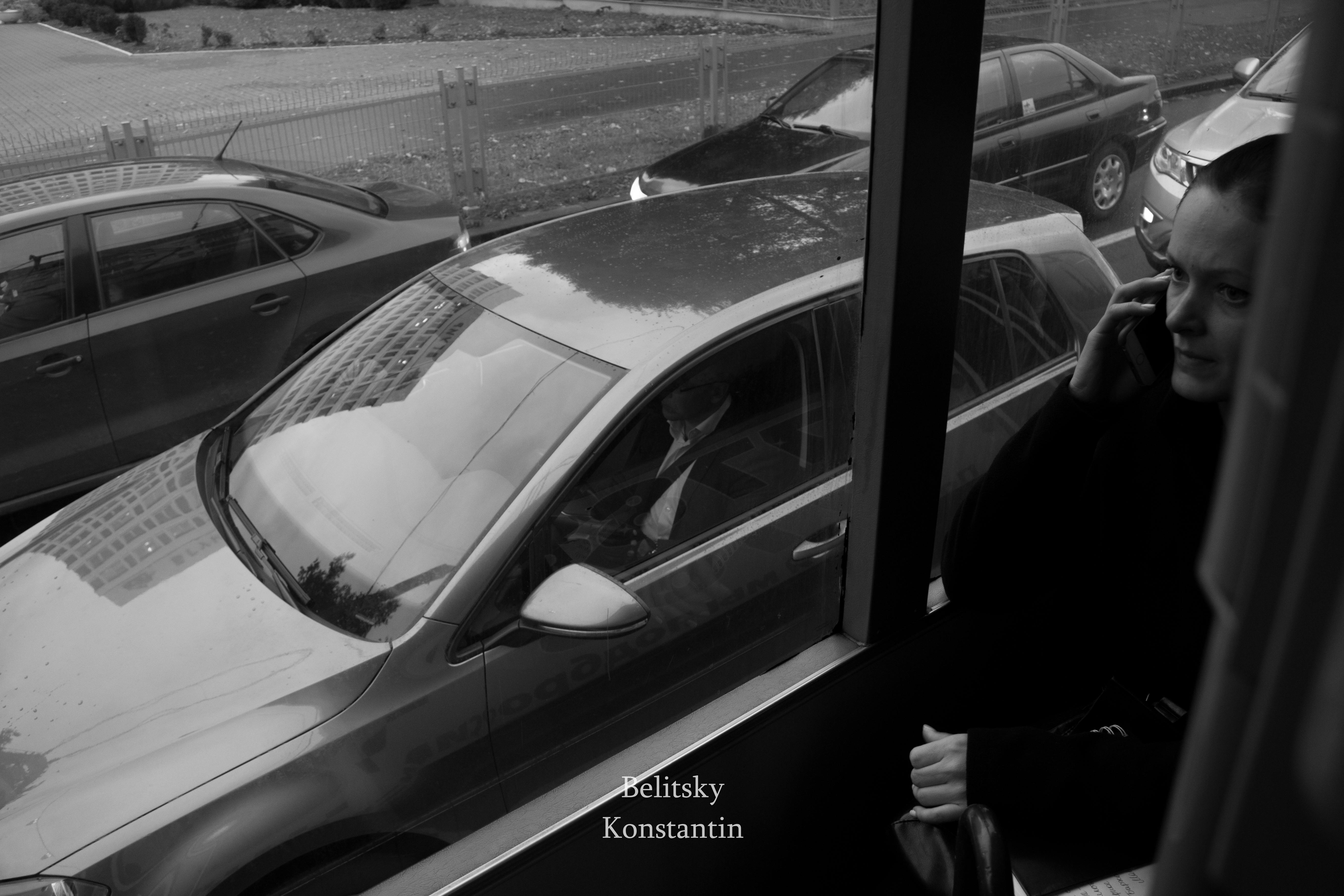 Boulanger façonnant des baguettes