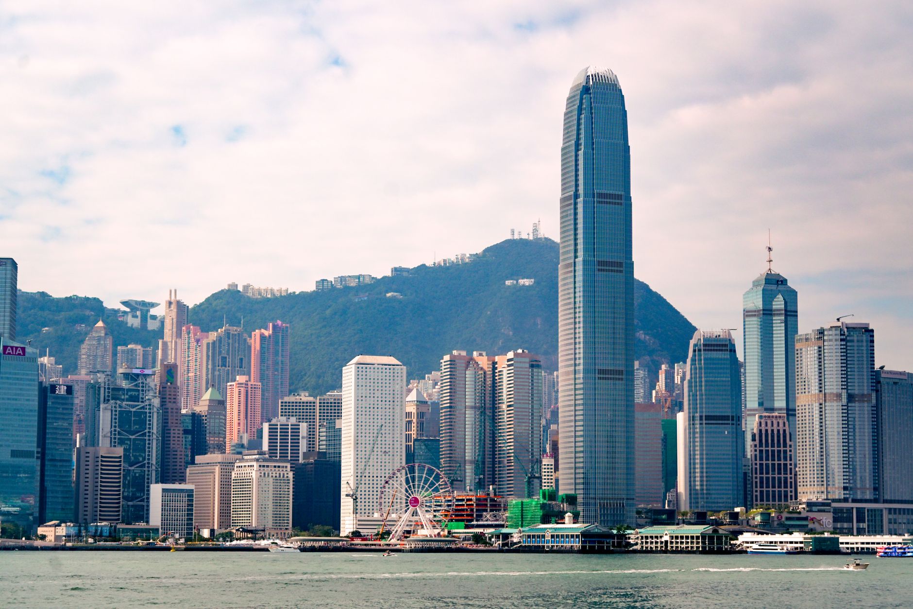 Return flights to Hong Kong from London from £335