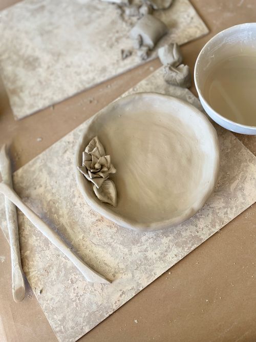 Handmade ceramics, photo by Bilge on Pexels