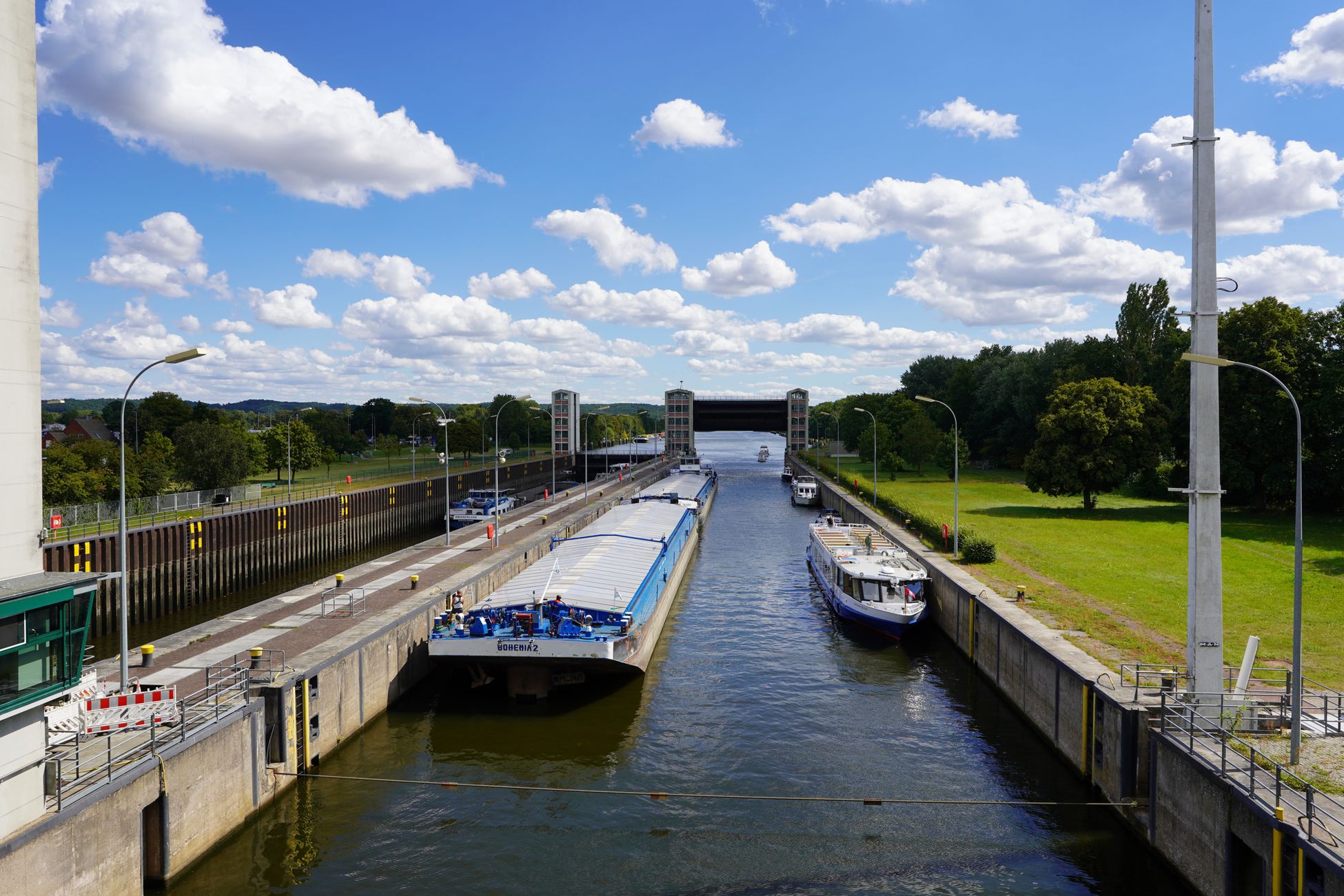 Friese Staten willen meer vervoer over water, geen grotere vaarwegen