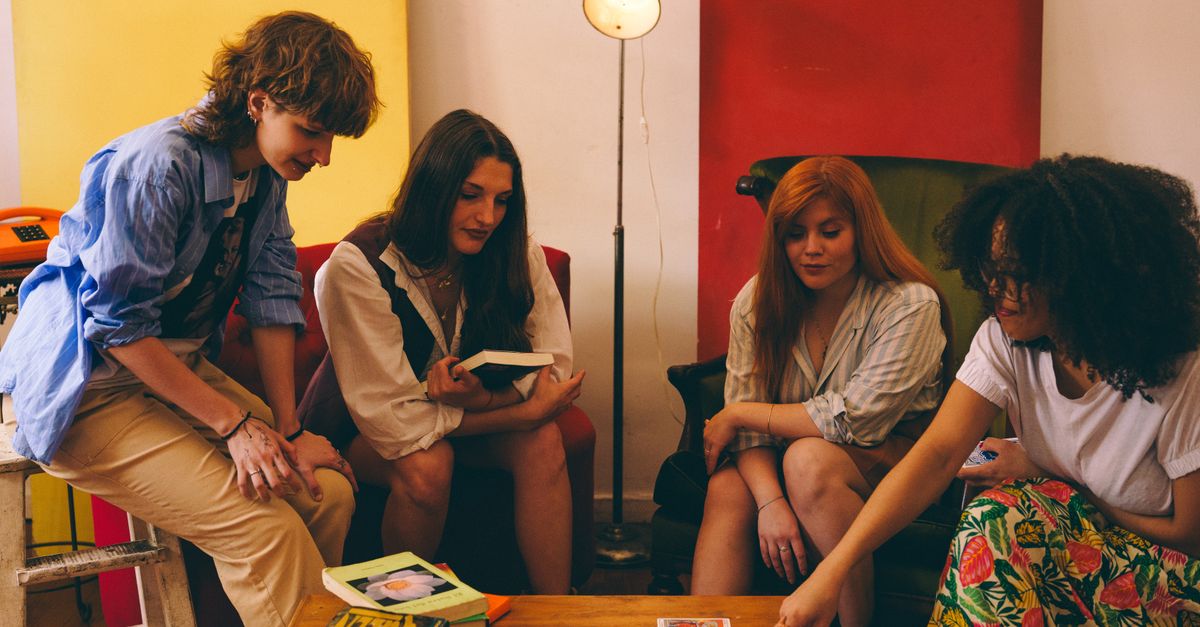 5 Tips for Starting a Successful Book Club