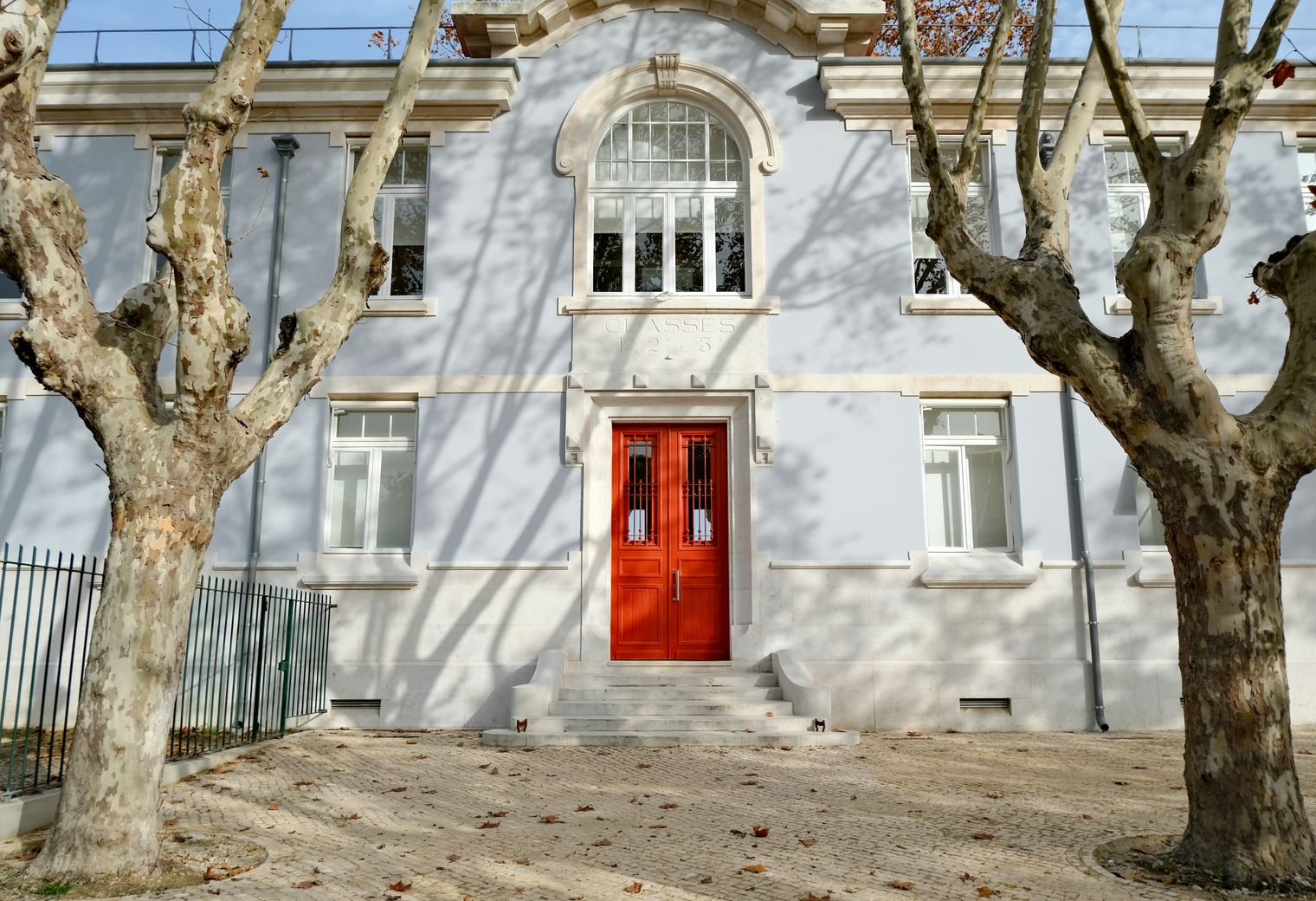Exterior Painting in Mitcham — surfaces prepped and cut in by hand