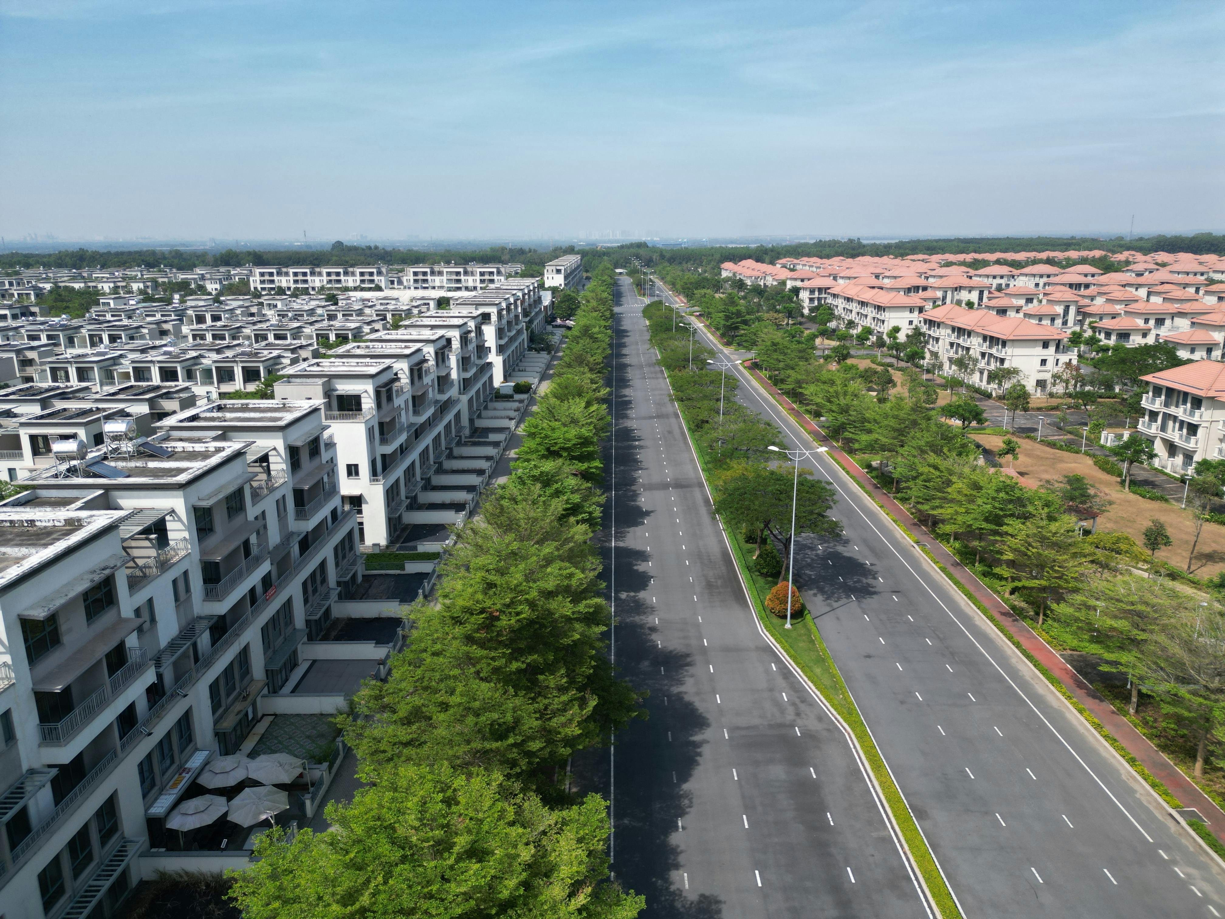 real estate buy sell rent real estate buy sell agreement — Photo by Kushie In Vietnam on Pexels