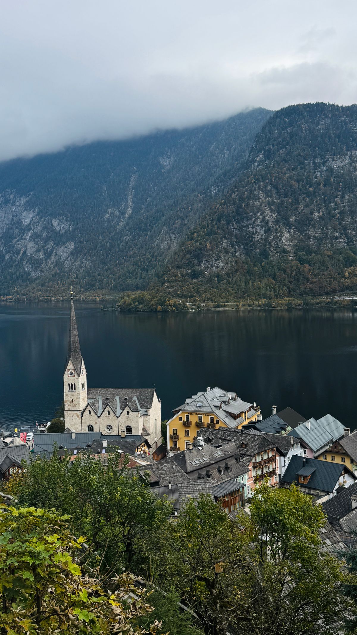 Charming View of Hallstatt Village and Lake · Free Stock Photo