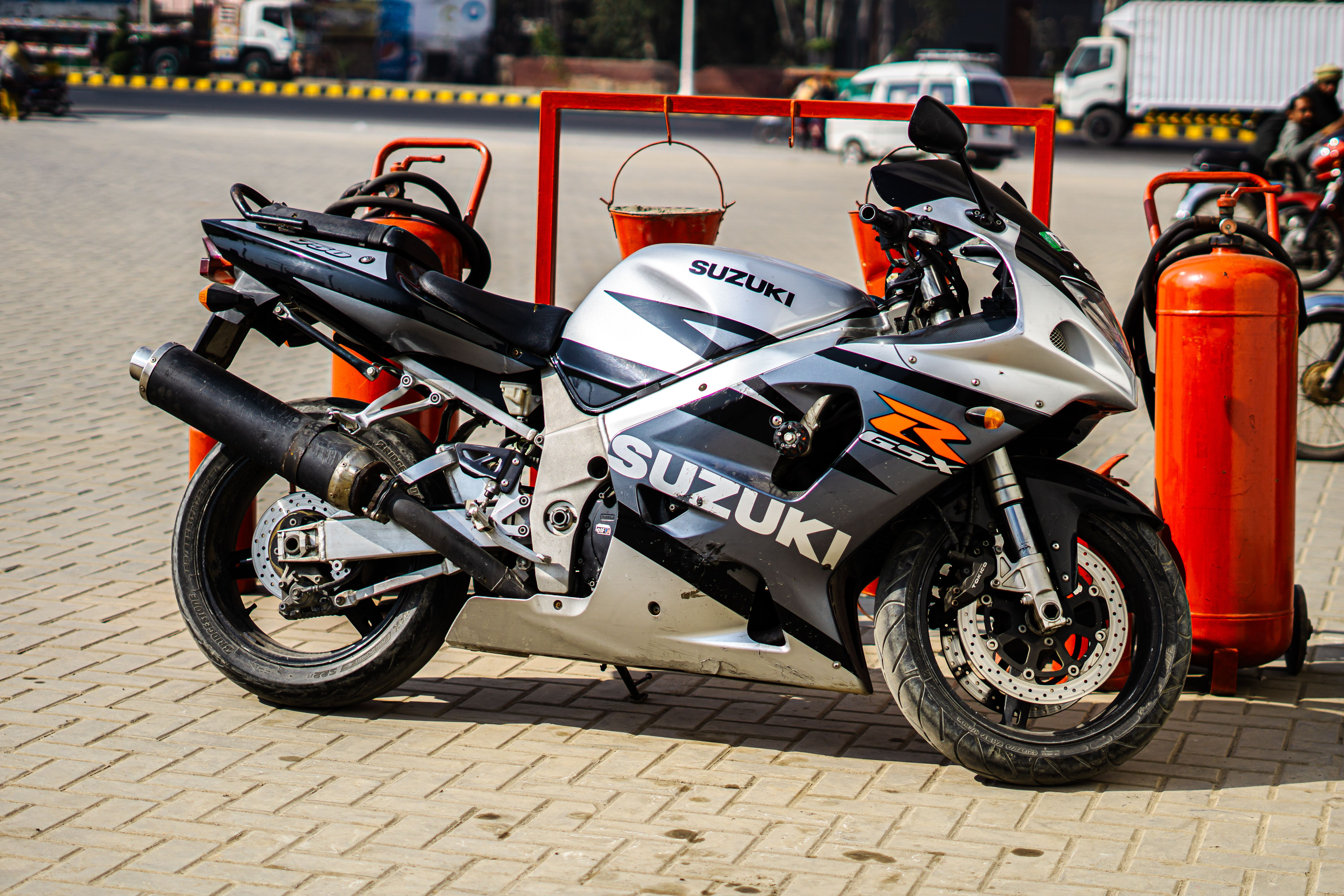 Suzuki motorcycle for sale in San Diego: Legal, Cost, and Ownership Guide