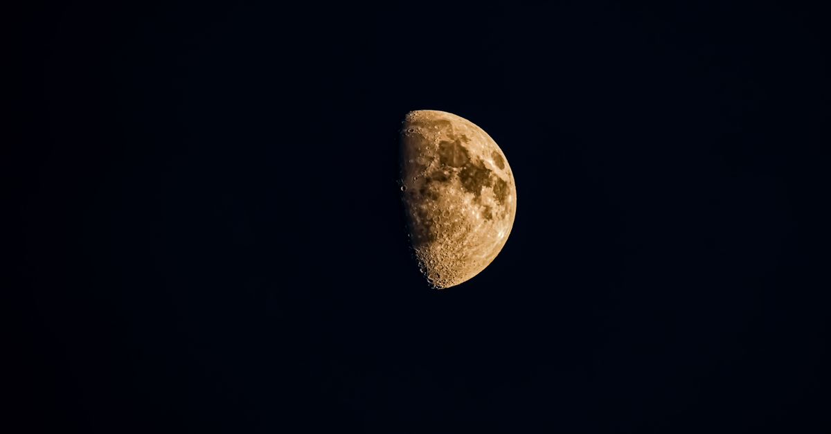 Report Names Four Candidate Moon Sites for Future Crewed Missions