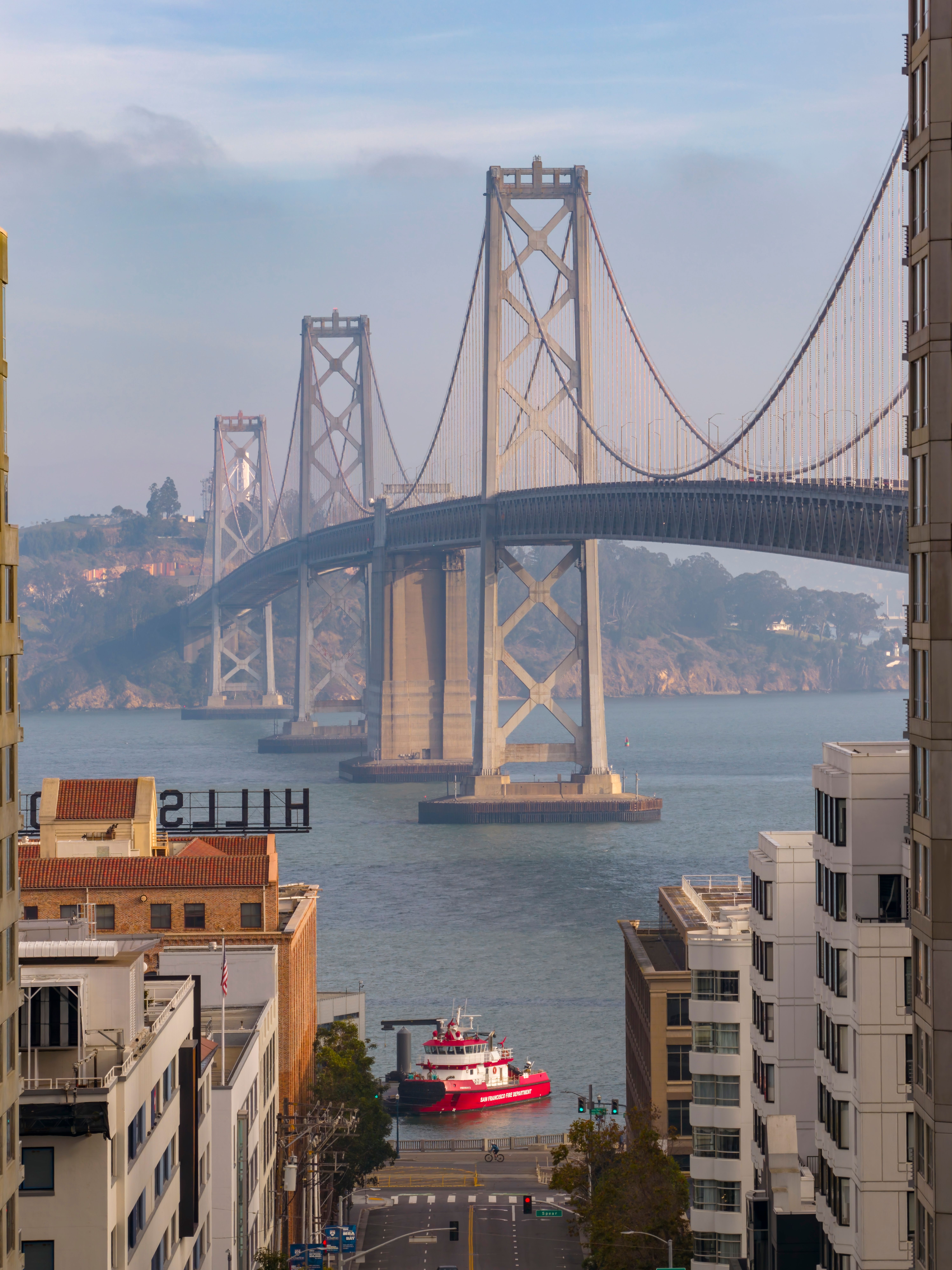 Iconic Bay Bridge and Skyline View in San Francisco · Free Stock Photo