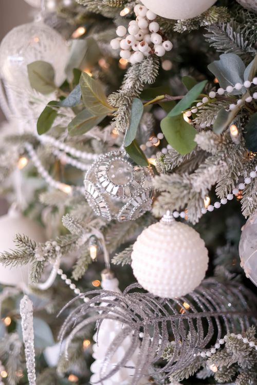 Elegant Christmas Tree with Silver Ornaments · Free Stock Photo