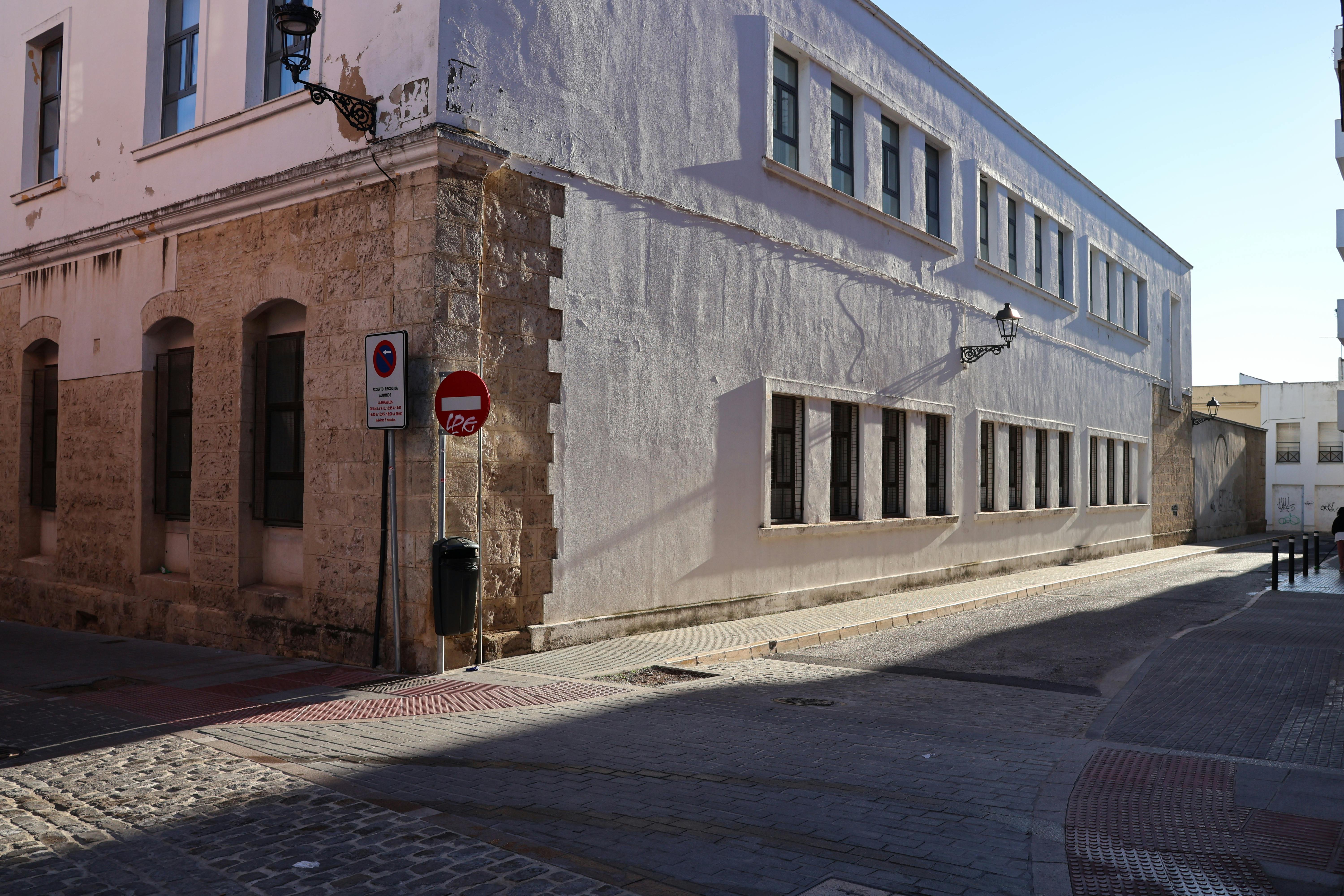 una de las fachadas laterales del antiguo convento