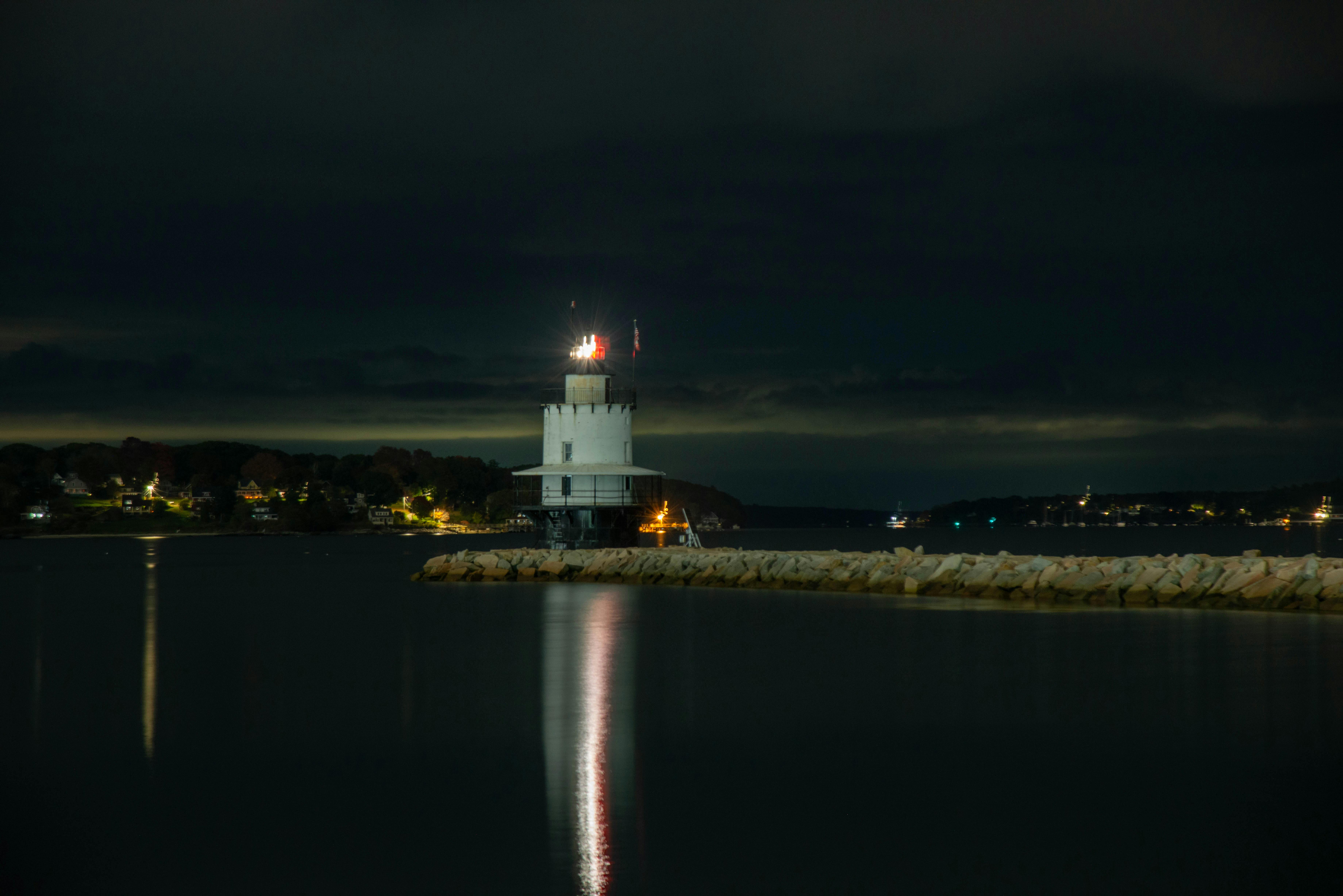 Rose Island Lighthouse trust launches executive director search ahead of milestone 2026 season — Photo by Daniel Miller on Pe