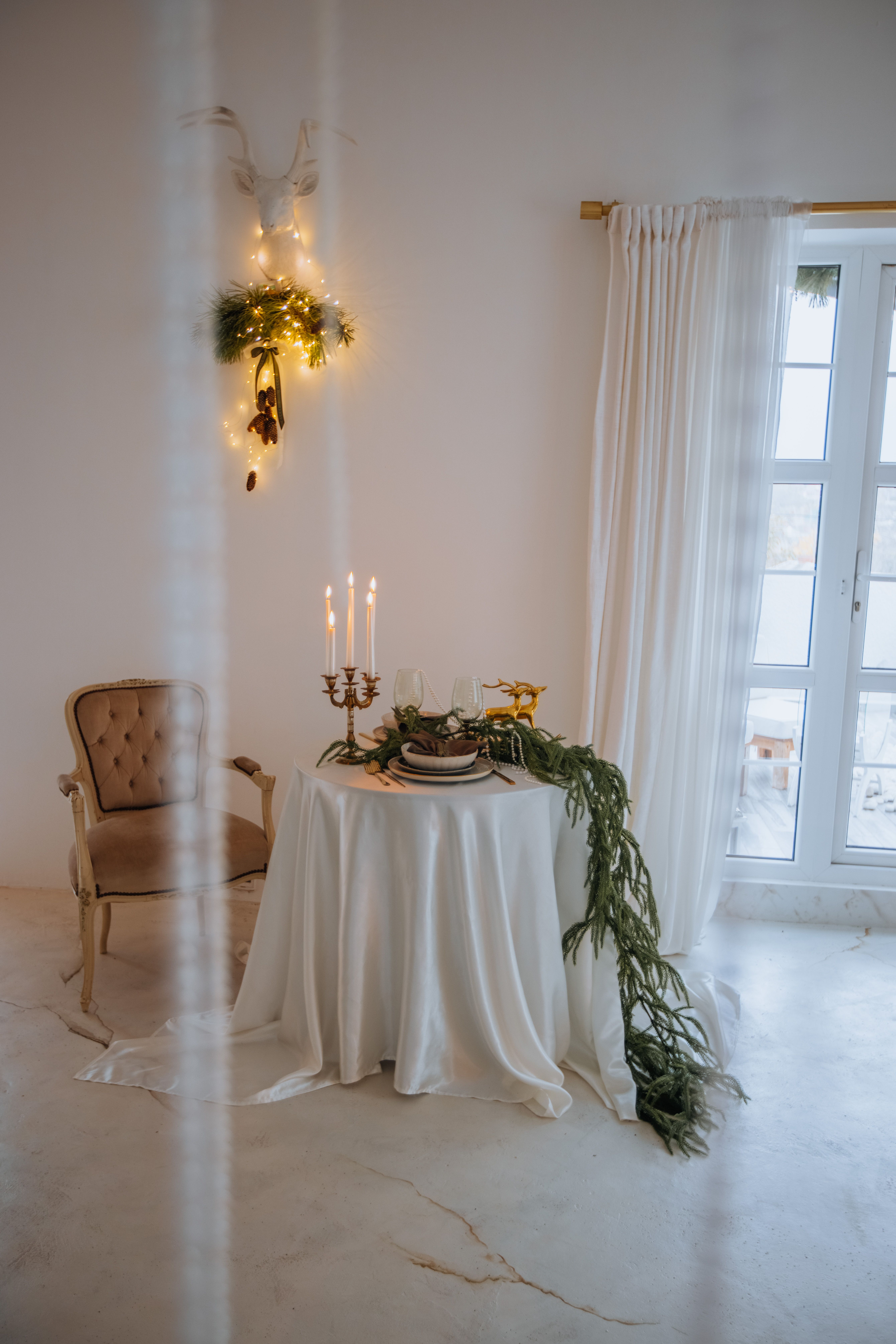 Elegant Holiday Table Setting with Candles · Free Stock Photo