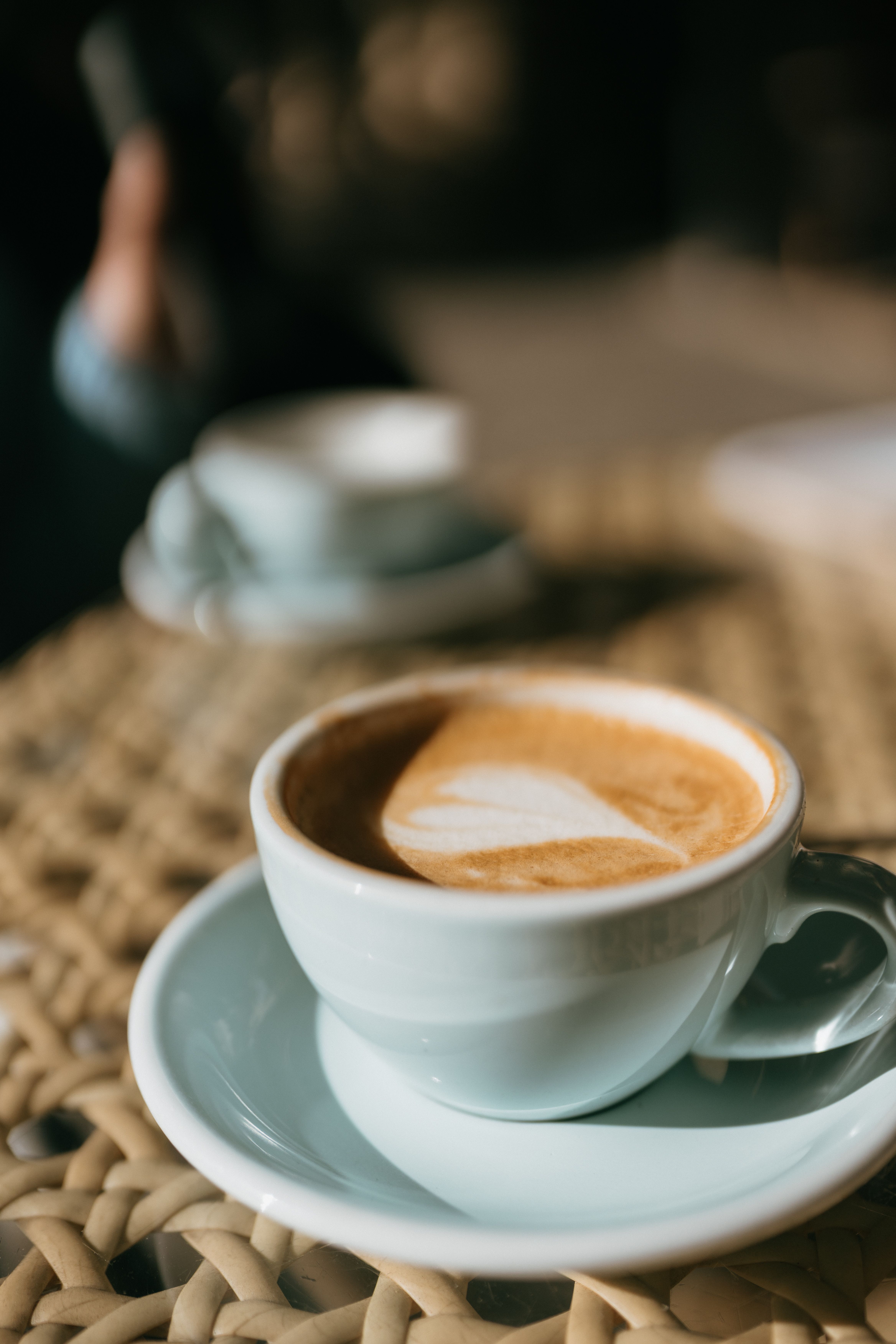 Online dating: starting a conversation on a niche platform