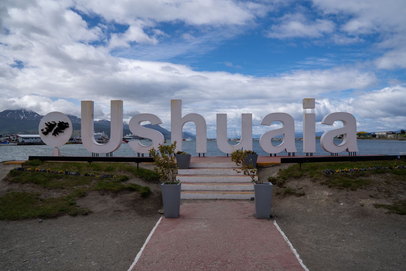 Ushuaia inauguró el nuevo paseo costero con vistas al Canal Beagle