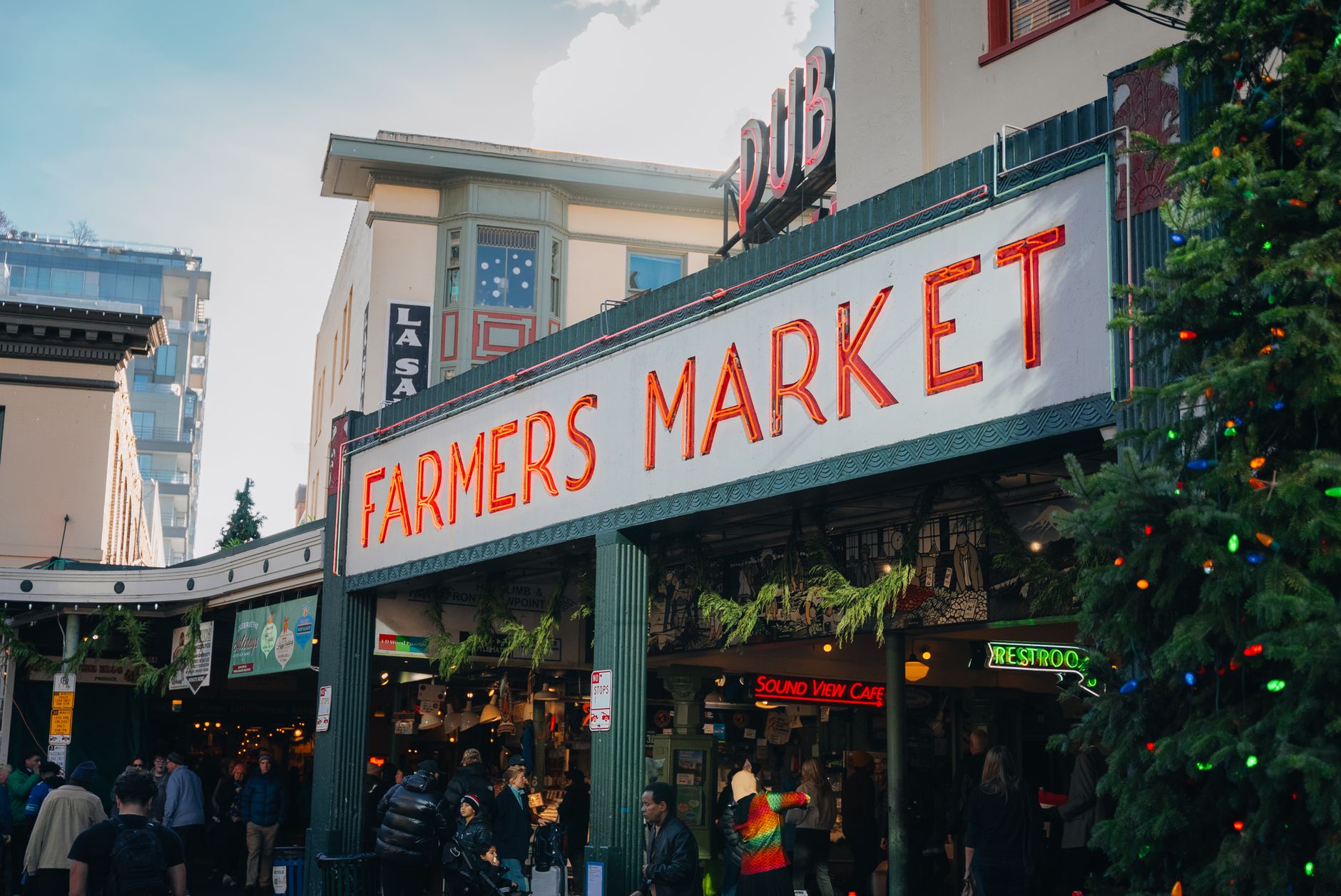 The Ultimate Guide to the Best Christmas Markets in the USA