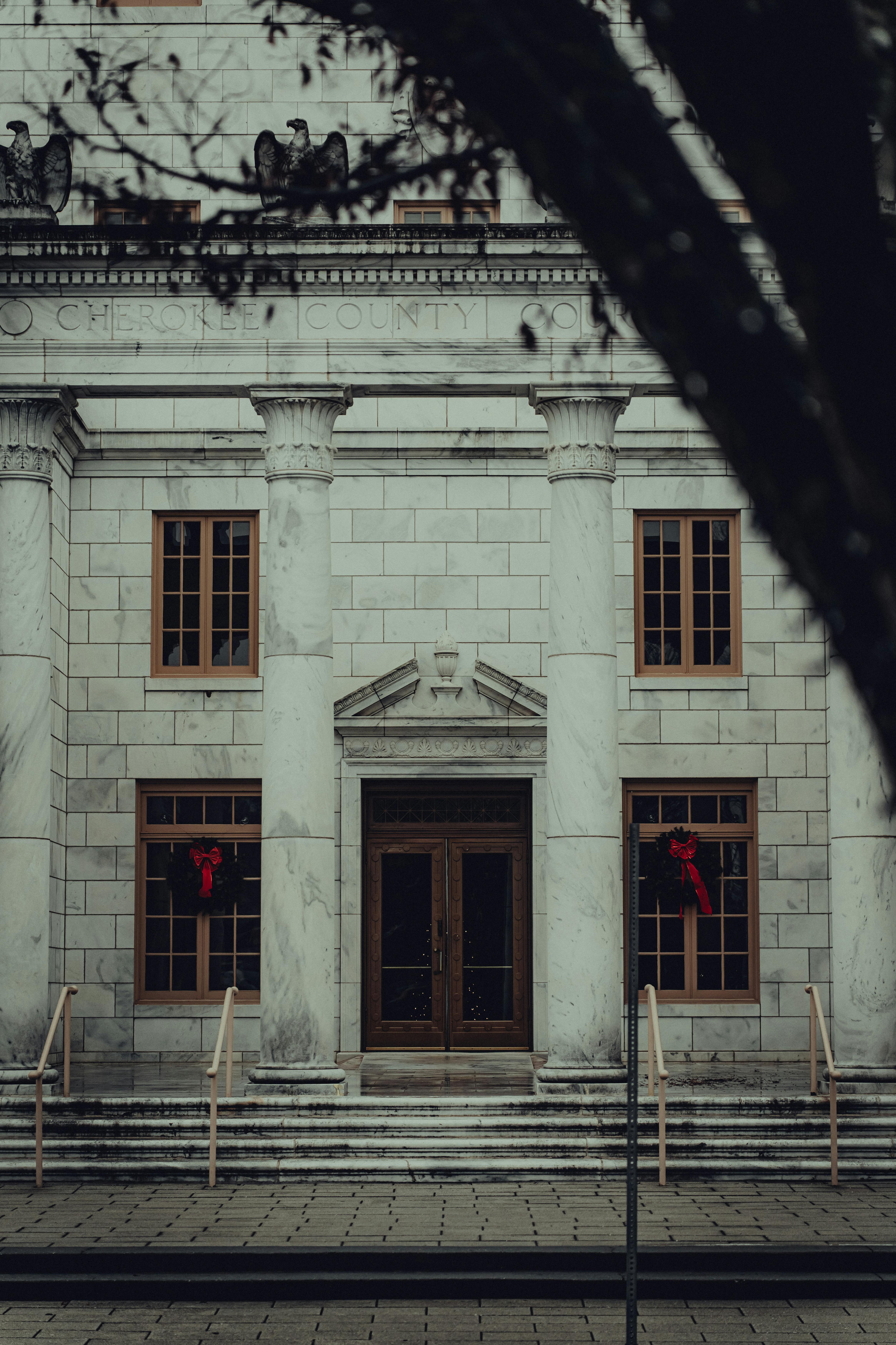 무료 4k 바탕화면, hd 벽지, 건물 앞의 무료 스톡 사진