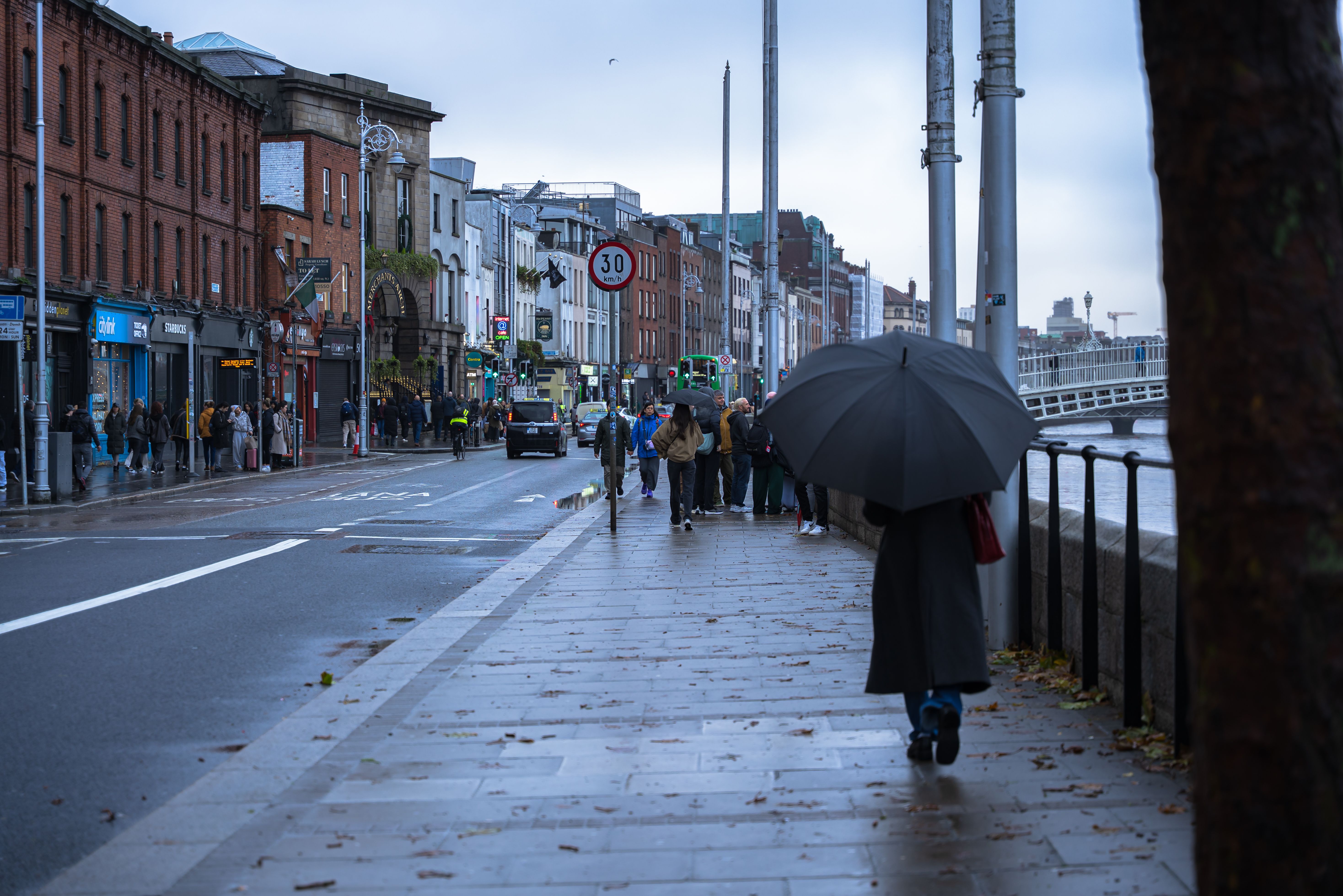 Browse Moore Street market