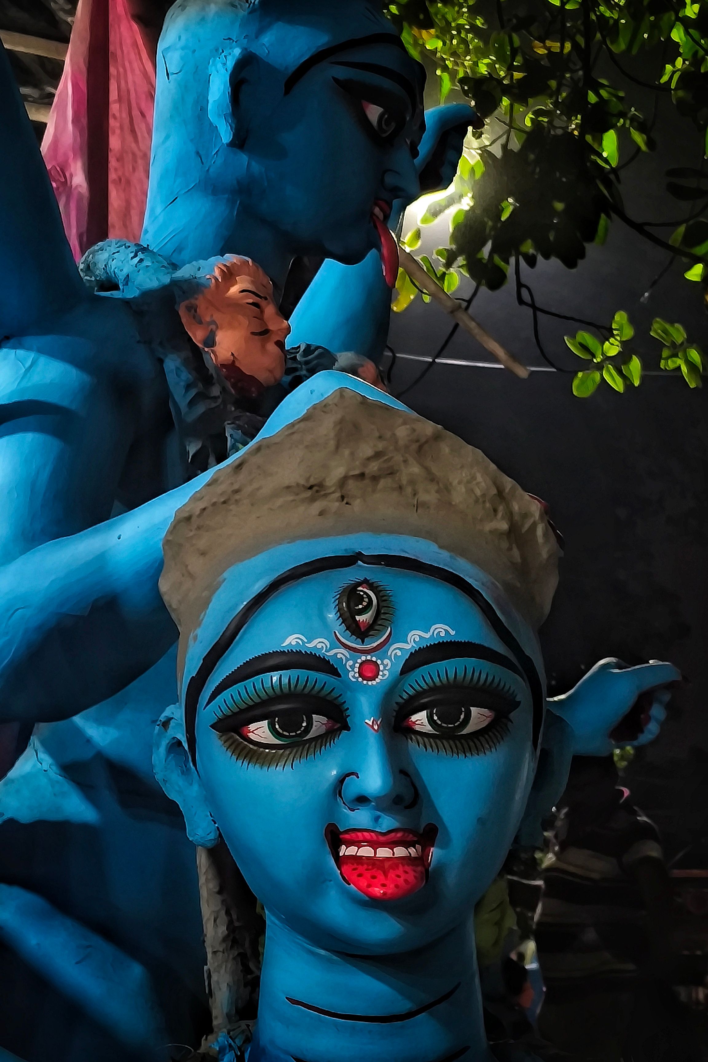 Vibrant Blue Durga Idol with Intricate Details · Free Stock Photo
