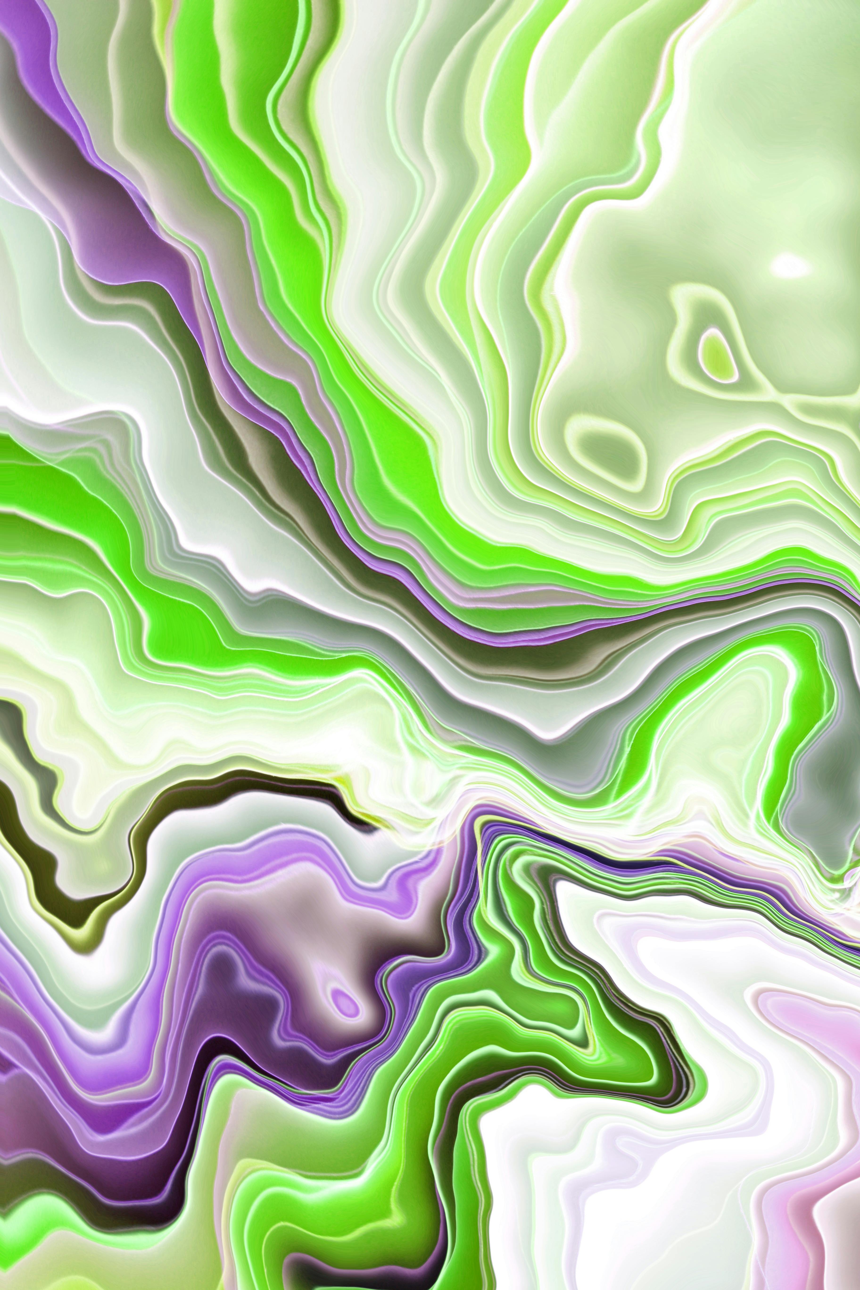 ingyenes Színes, absztrakt, folyékony művészeti design zöld és lila örvényekkel, élénk és modern esztétikát idézve. Stockfotó