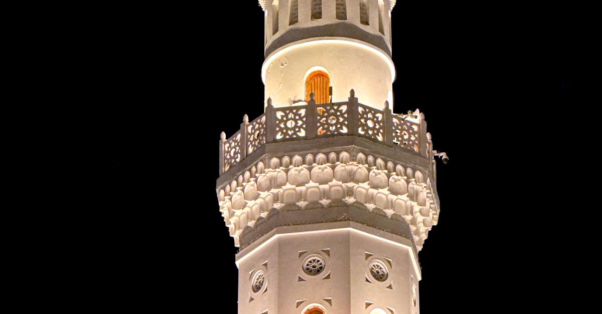 Saudi Arabia: CSR cases boosting digital skills and inclusive youth entrepreneurship Saudi Arabia: CSR cases boosting digital skills and inclusive youth entrepreneurship