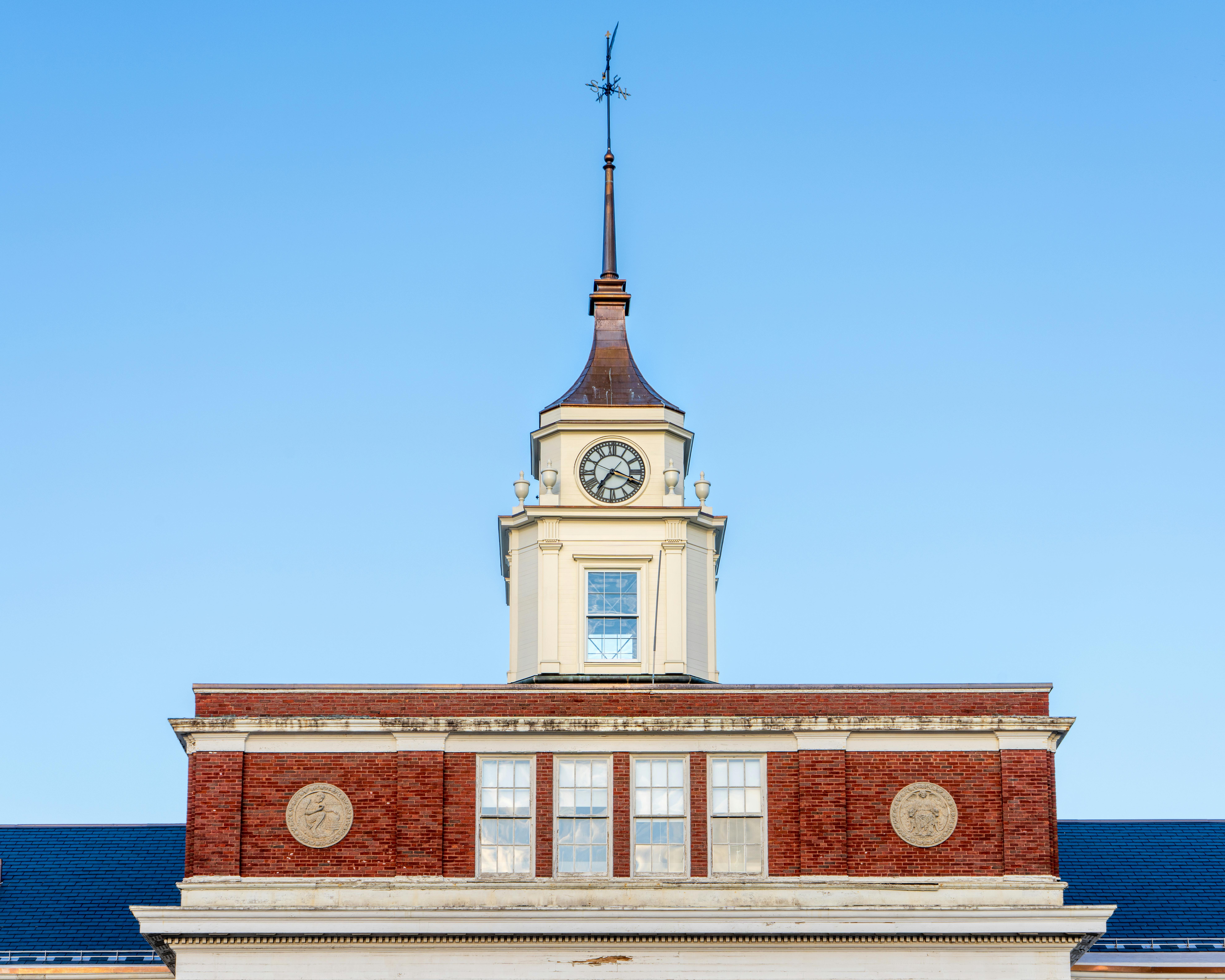 Board of Regents proposes general education requirements across Universities of Wisconsin — Photo by Phil Evenden on Pexels