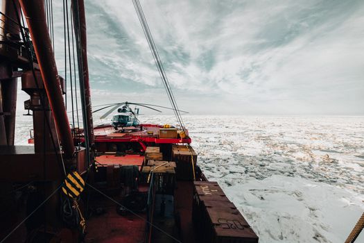 Carney Pledges $11.3B to Build Six New Coast Guard Icebreakers in Quebec