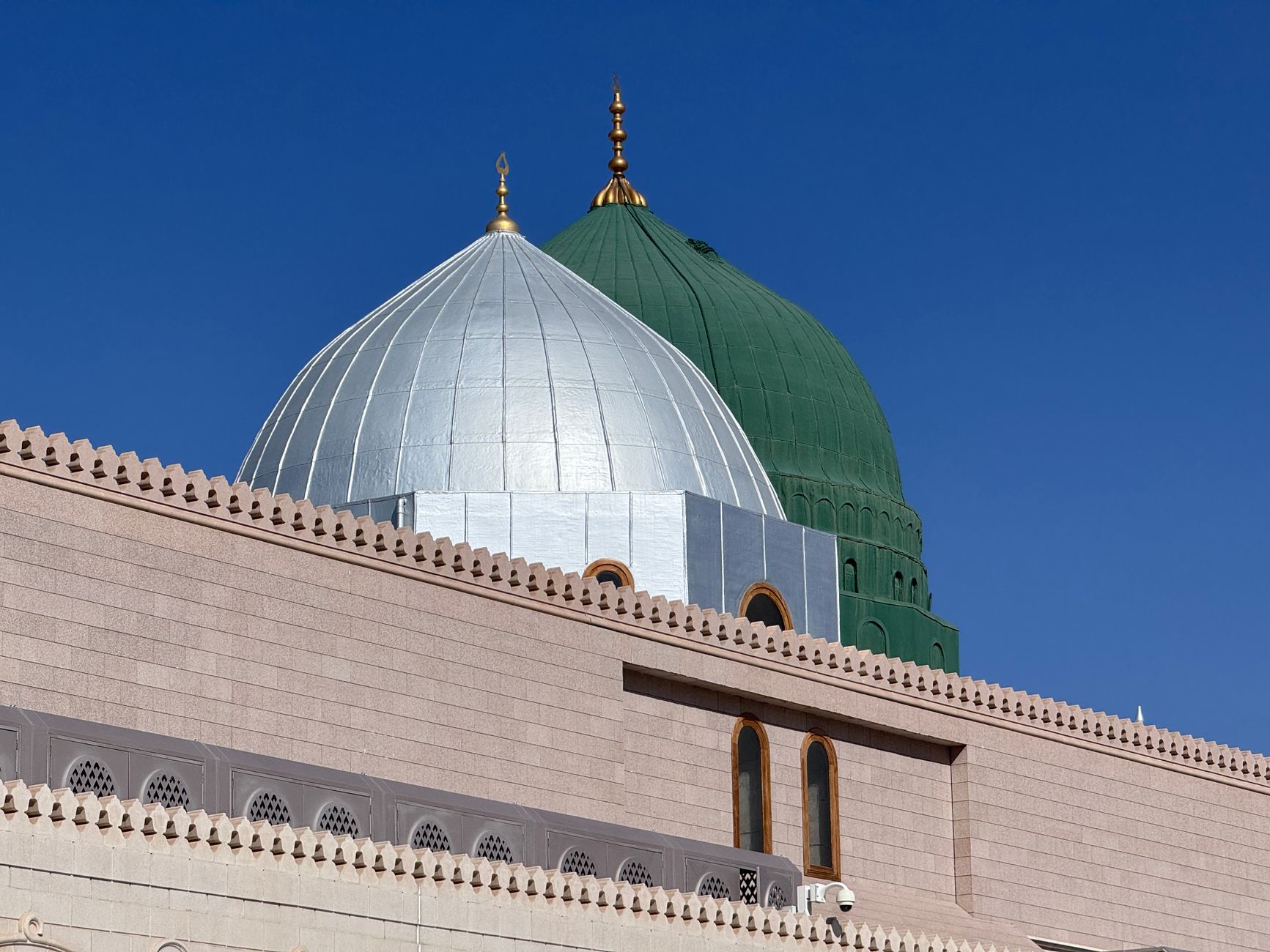 Menelusuri Jejak Sejarah Masjid Jumat: Lokasi Salat Jumat Pertama Rasulullah SAW di Madinah