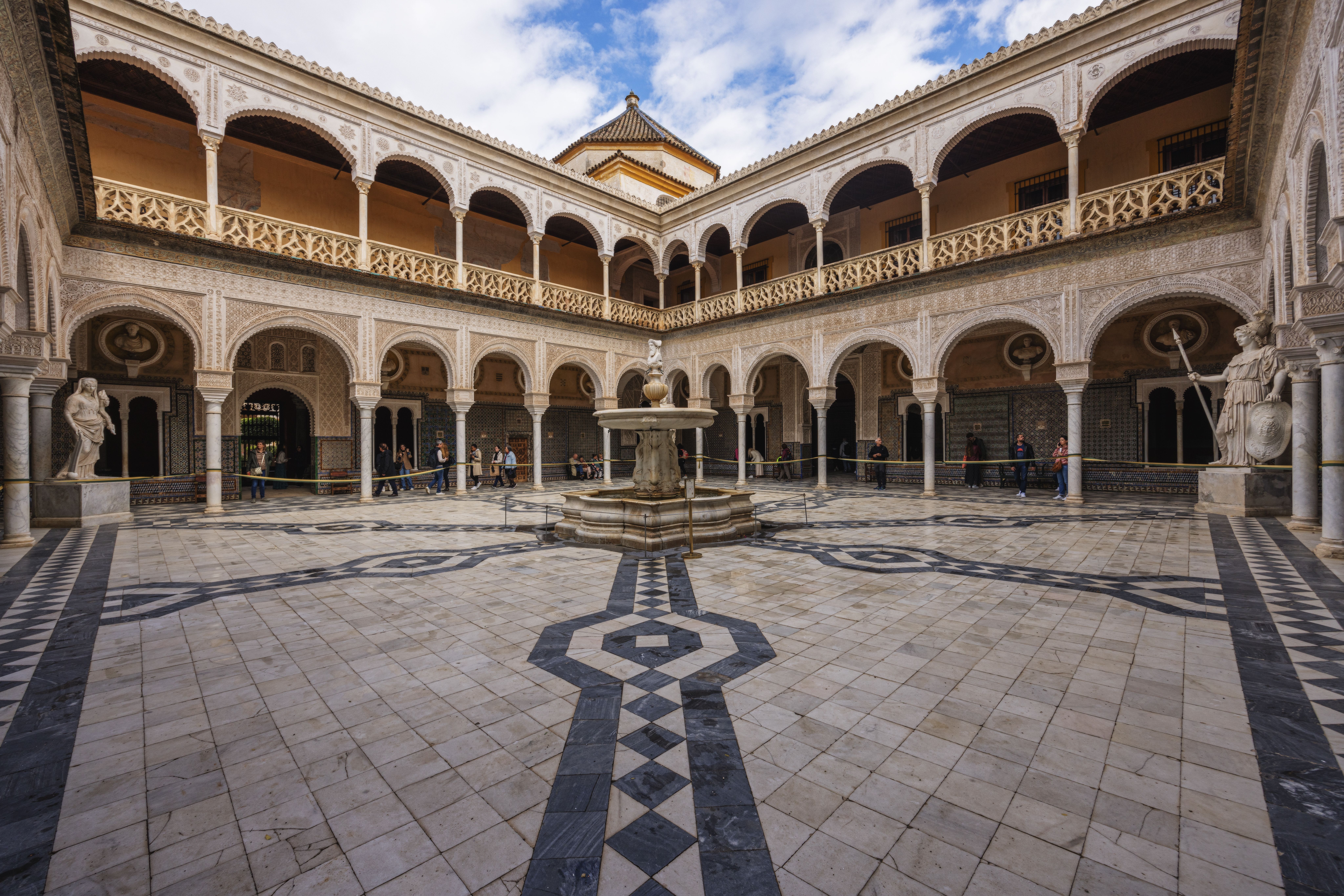 Tours, activities & tickets in Palacio de la Madraza