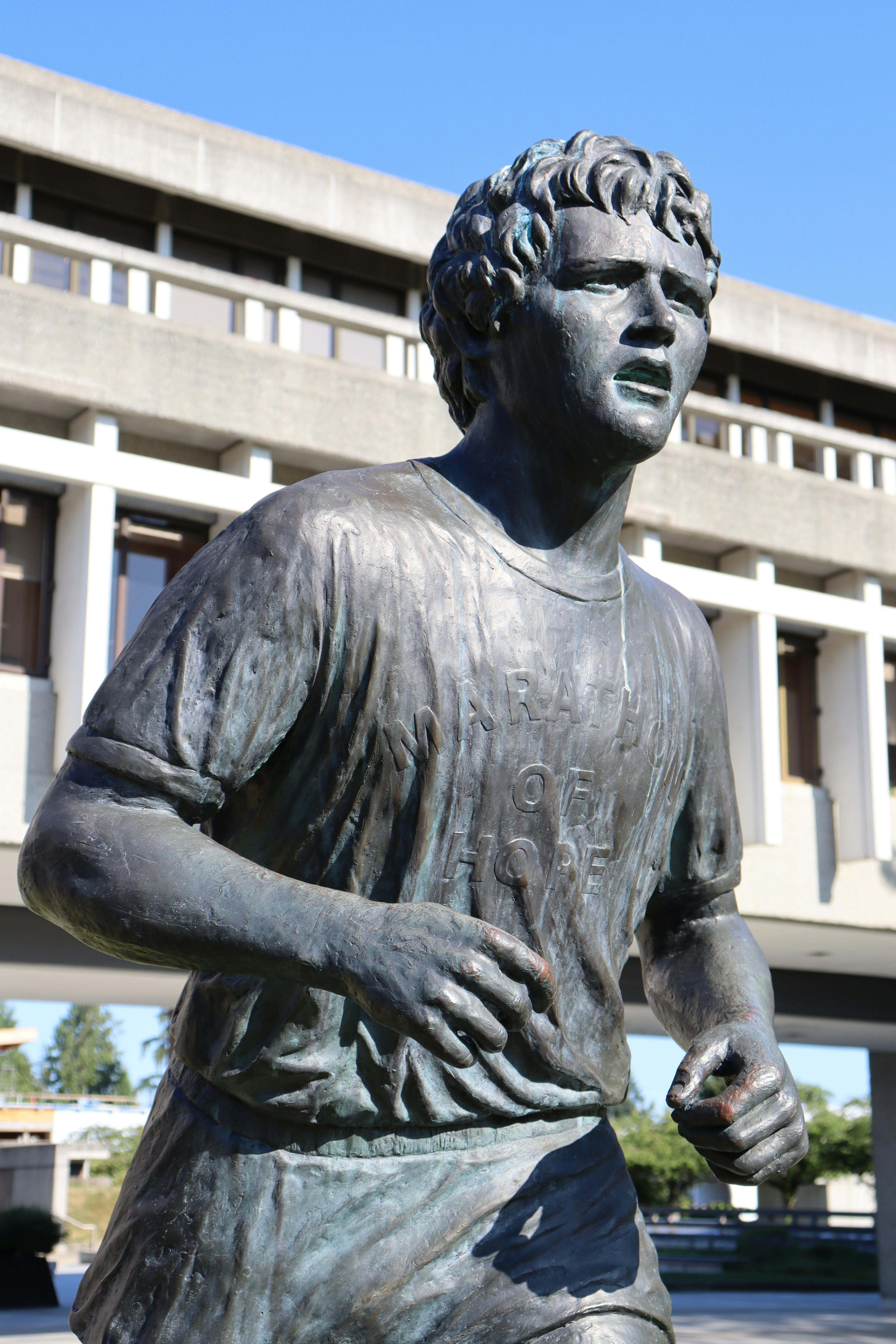 Bronze statue of Terry Fox at Simon Fraser University, Burnaby, symbolizing hope and determination.