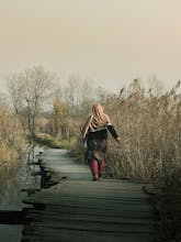 Doğa Yürüyüşleri ile Yenilenme: Temiz Hava, Manzara ve Huzur Doğa Yürüyüşleri ile Yenilenme: Temiz Hava, Manzara ve Huzur