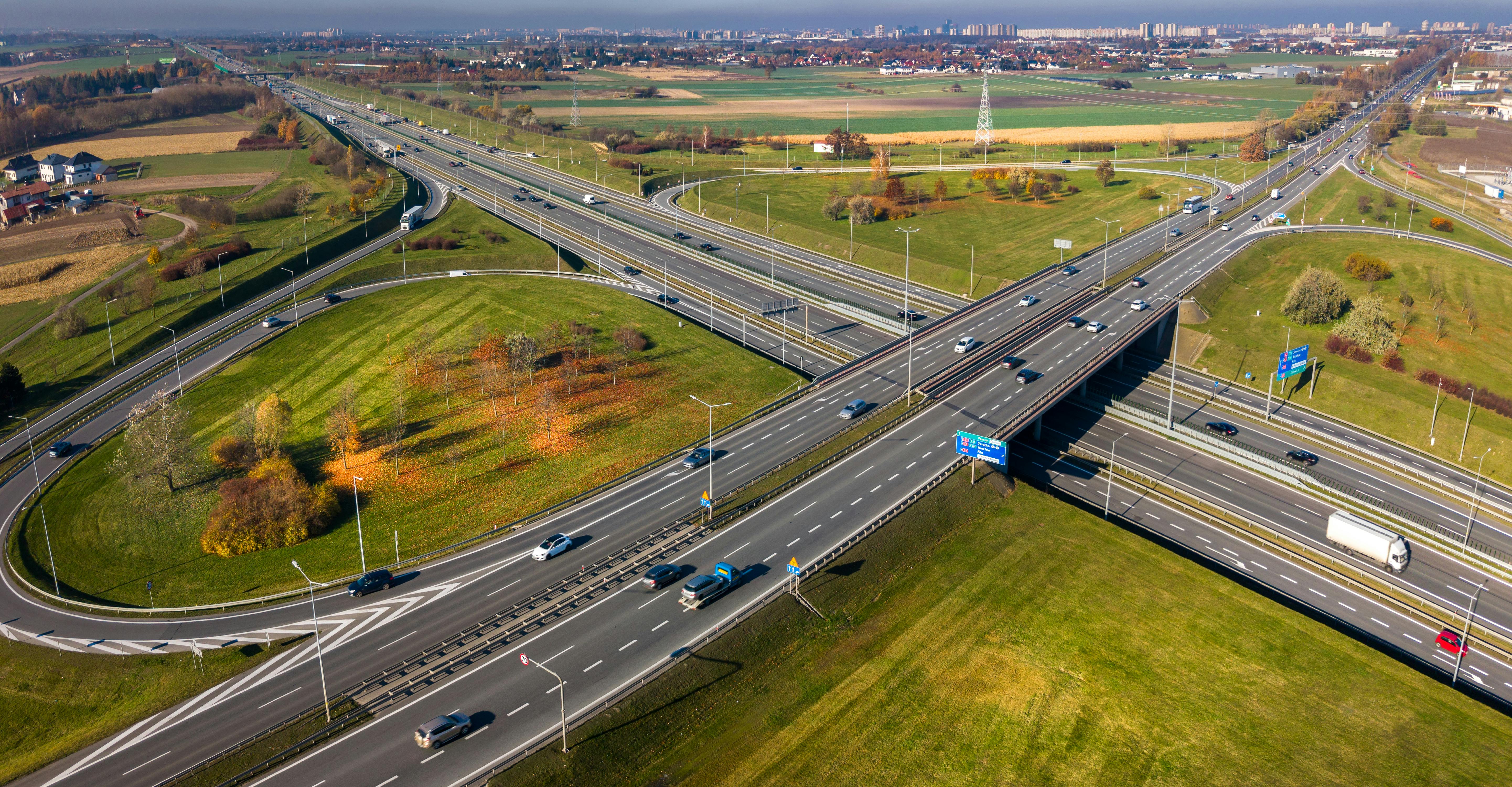 Sensors and Connectivity Make Autonomous Driving Smarter — Photo by Jakub Zerdzicki on Pexels