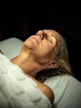 Kendine İyi Bakmak: Sağlığını Korur, Mutluluğunu Artırır ve Yaşam Kaliteni Yükseltir Kendine İyi Bakmak: Sağlığını Korur, Mutluluğunu Artırır ve Yaşam Kaliteni Yükseltir