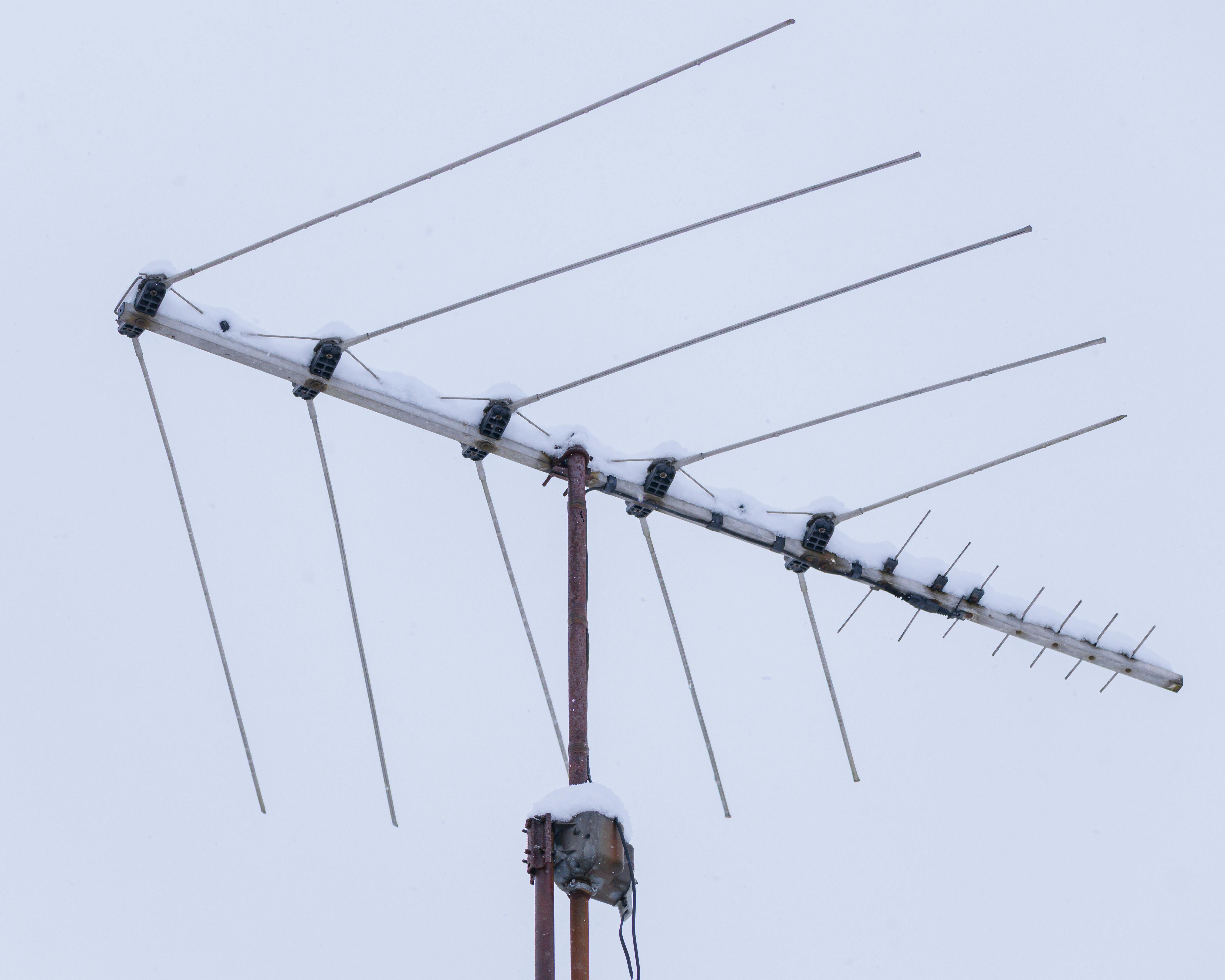 科技：安力-KY無人機量產出貨，車用與伺服器多元布局成效顯著