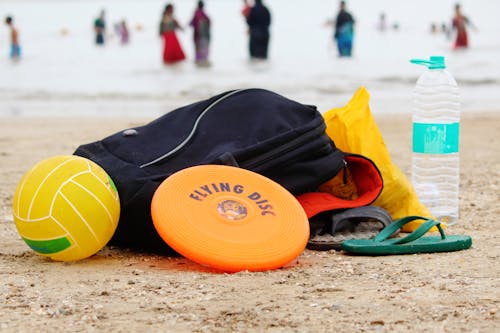 Darmowe zdjęcie z galerii z kula, latający dysk, plaża