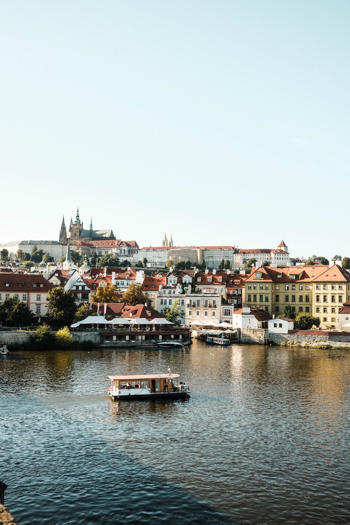 Casco antiguo y el Vltava