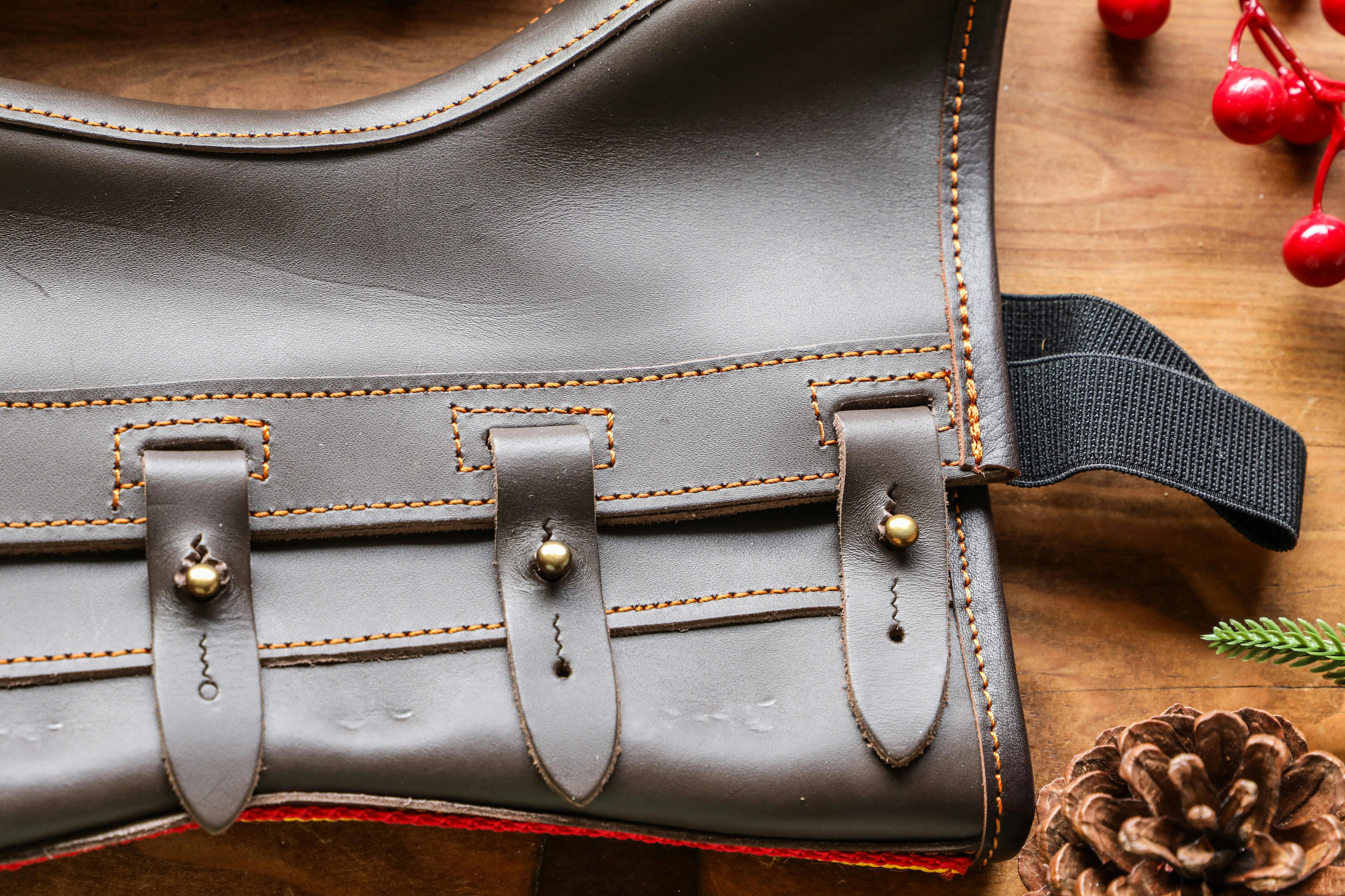 Gigabyte X870E AERO X3D Wood Hadirkan Motherboard Kayu dan Kulit Unik