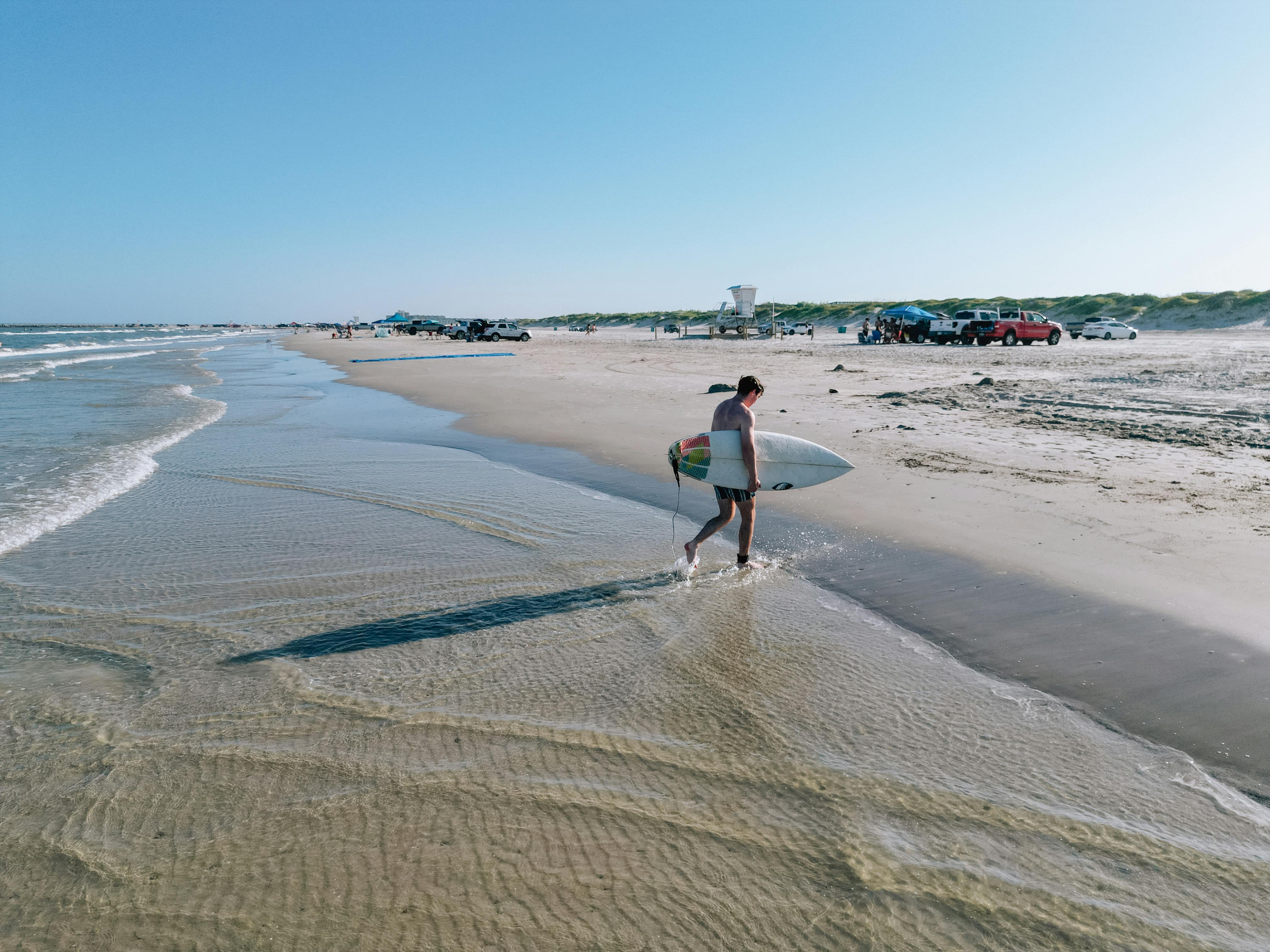 Free stock photo of 4k beach, action, adventure - Photo by Hameen Reynolds on Pexels
