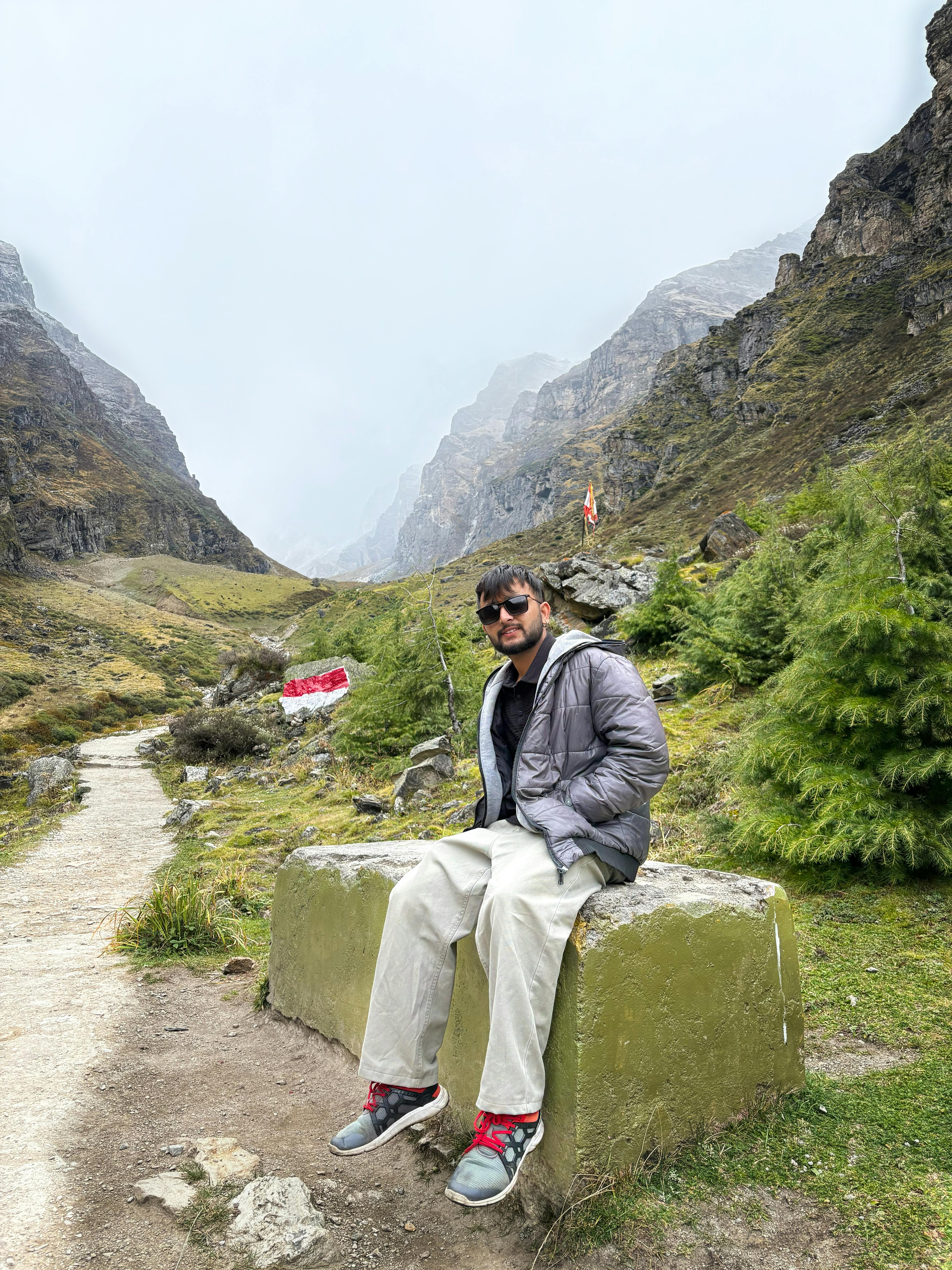 Explore the majestic landscapes of Badrinath, Uttarakhand, perfect for trekking and adventure.