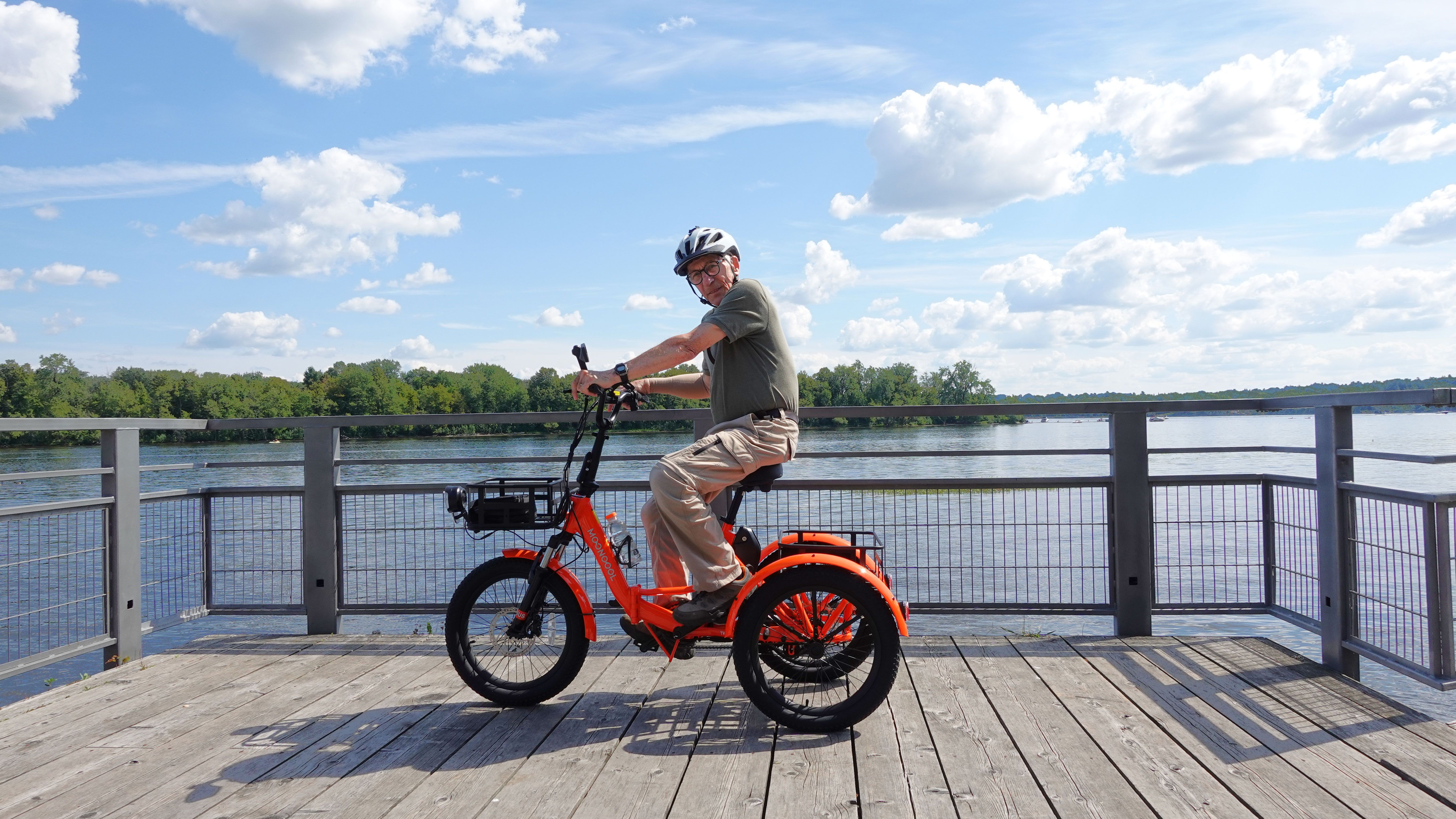 Adult Electric Tricycles for Outdoor Recreation: Mooncool Mo