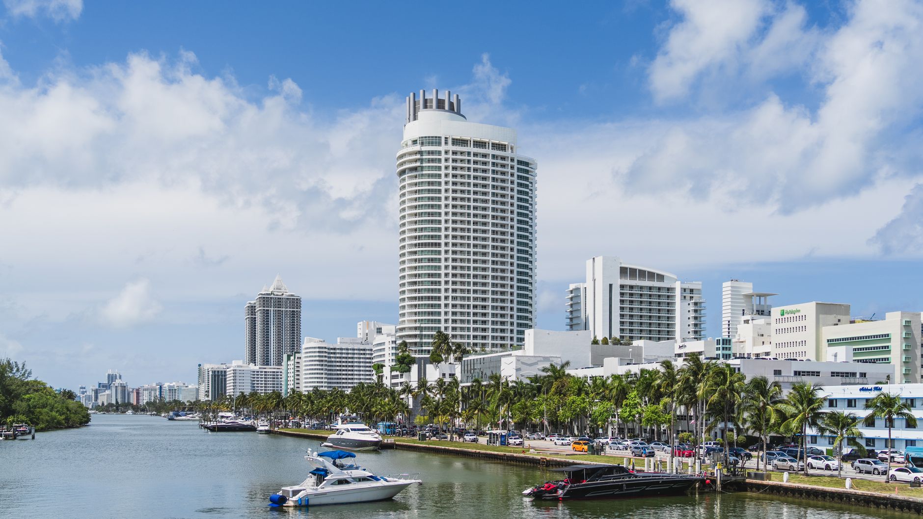 Hibiscus Island Luxury Seller's Guide: How Landlords Can Exit the Rental Market and Maximize Their Waterfront Home Sale